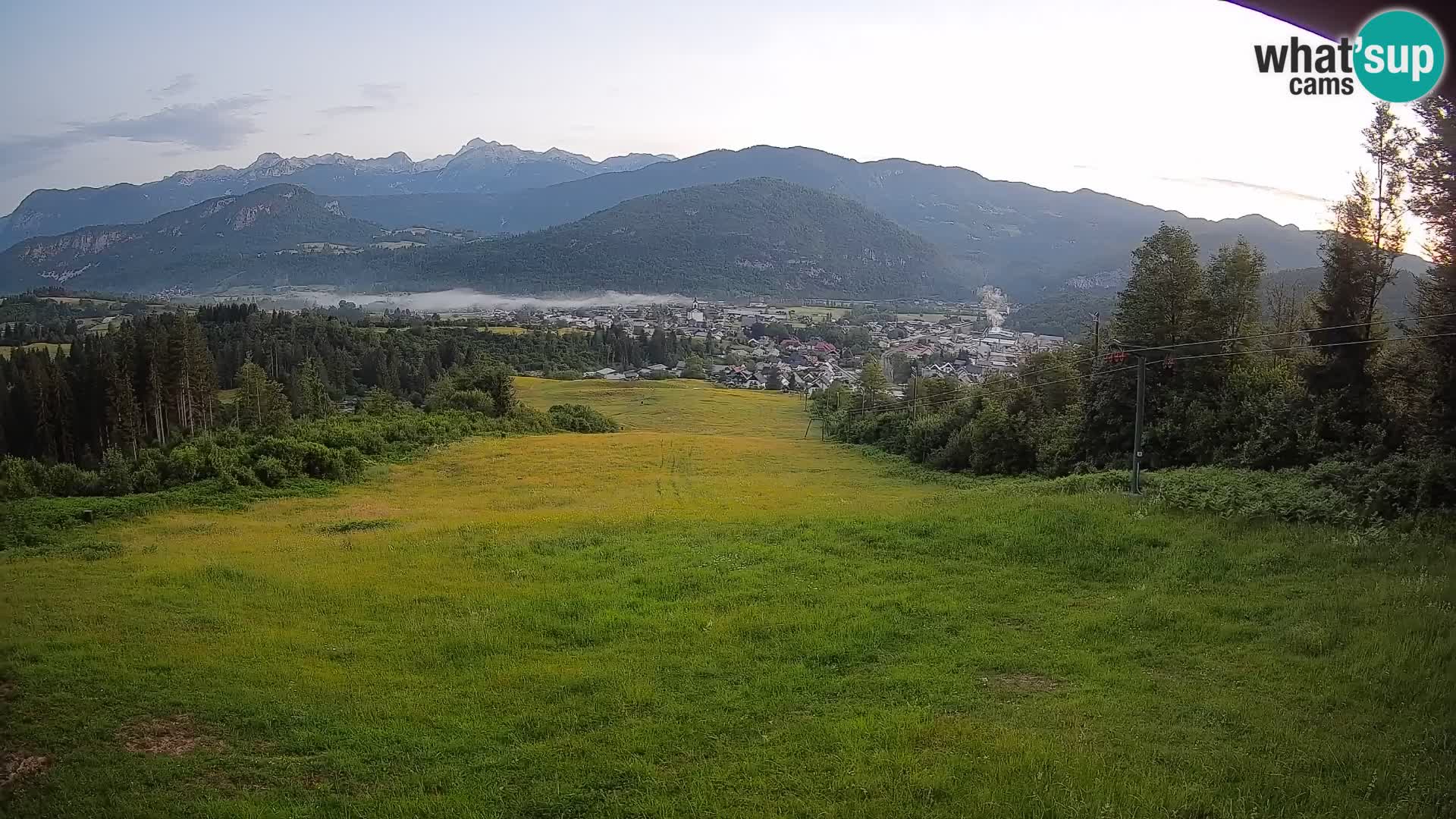 Spletna kamera Bohinjska Bistrica – Pogled v živo s smučišča Kozji Hrbet