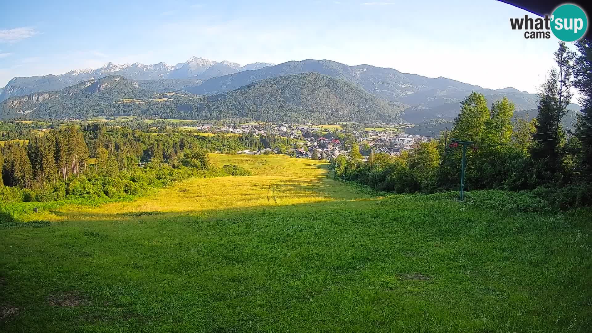 Spletna kamera Bohinjska Bistrica – Pogled v živo s smučišča Kozji Hrbet
