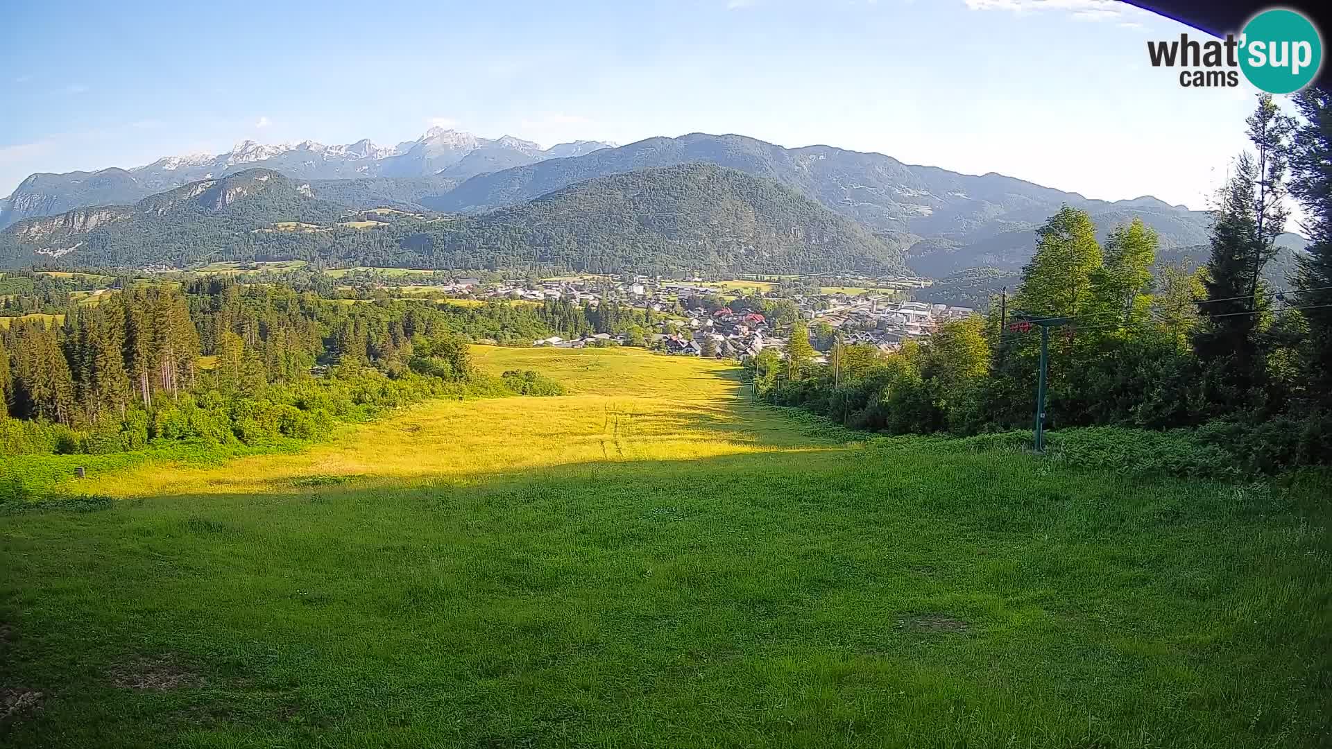 Spletna kamera Bohinjska Bistrica – Pogled v živo s smučišča Kozji Hrbet
