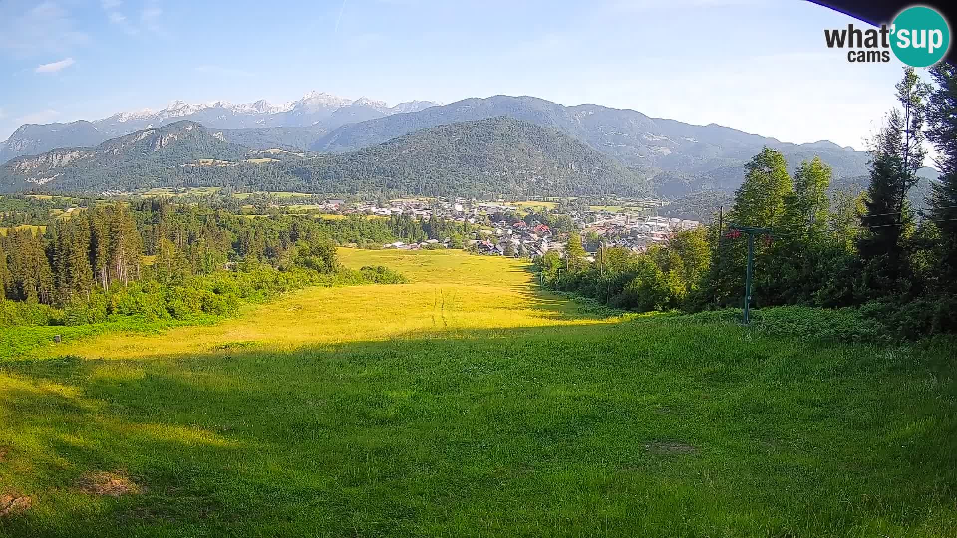 Spletna kamera Bohinjska Bistrica – Pogled v živo s smučišča Kozji Hrbet