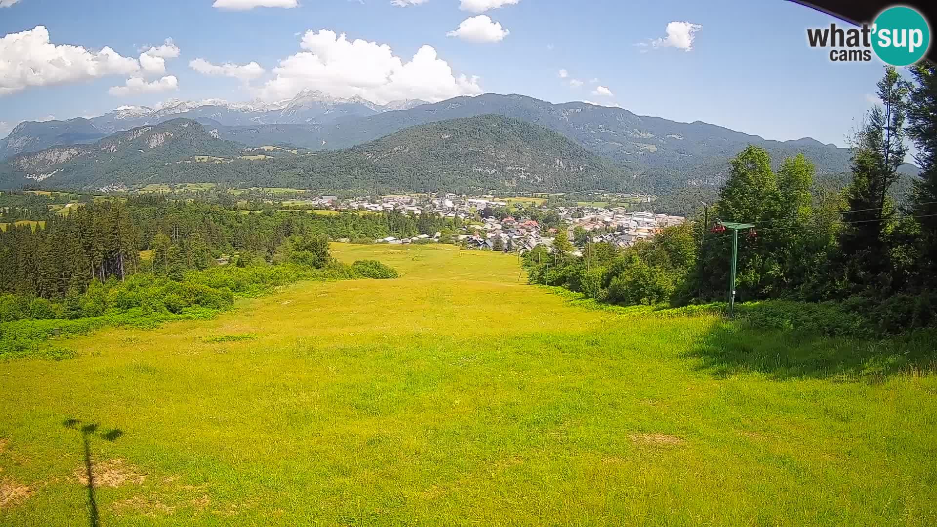 Kamera uživo Bohinjska Bistrica – Pogled u stvarnom vremenu sa skijališta Kozji Hrbet
