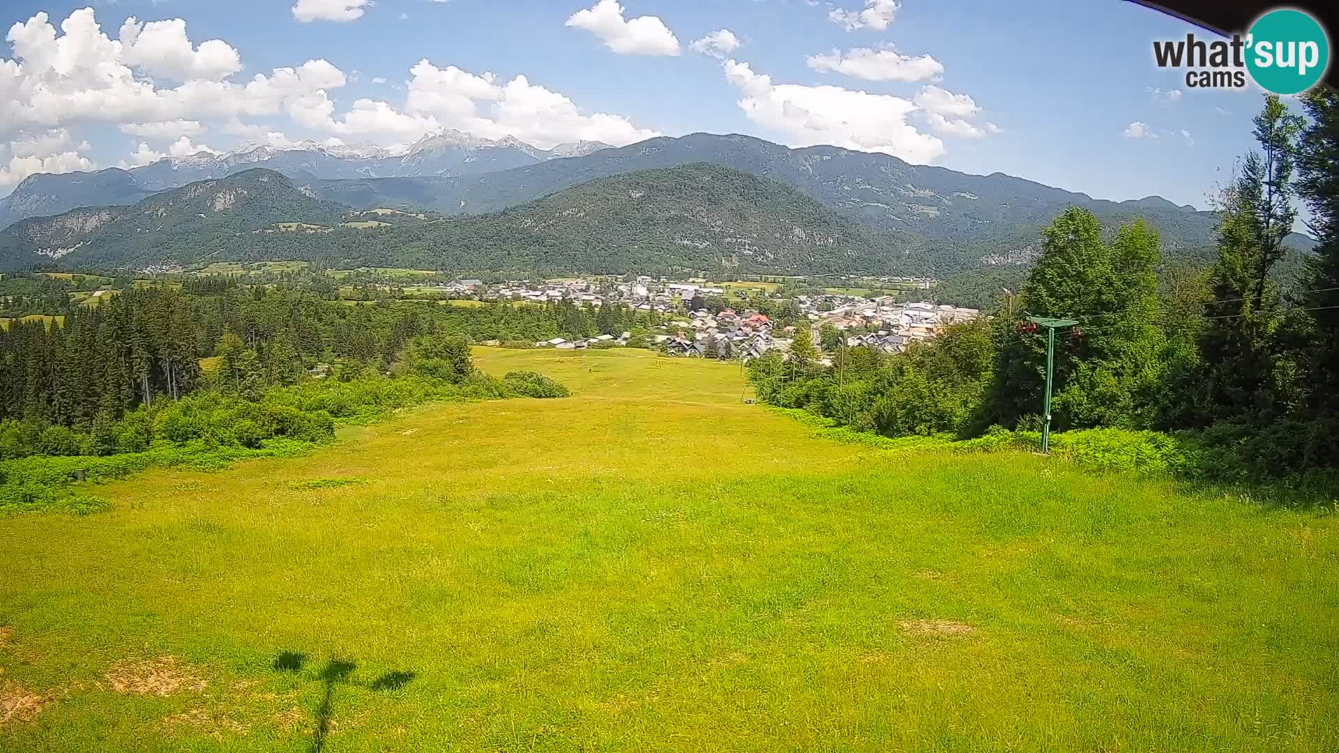 Kamera uživo Bohinjska Bistrica – Pogled u stvarnom vremenu sa skijališta Kozji Hrbet