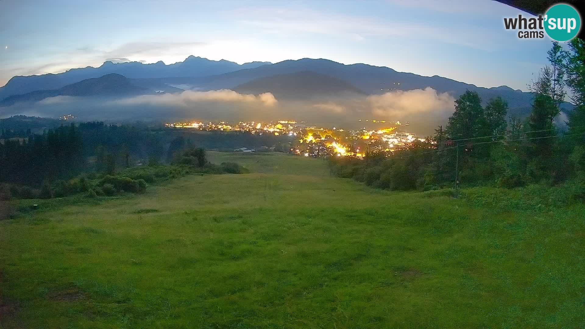 Spletna kamera Bohinjska Bistrica – Pogled v živo s smučišča Kozji Hrbet