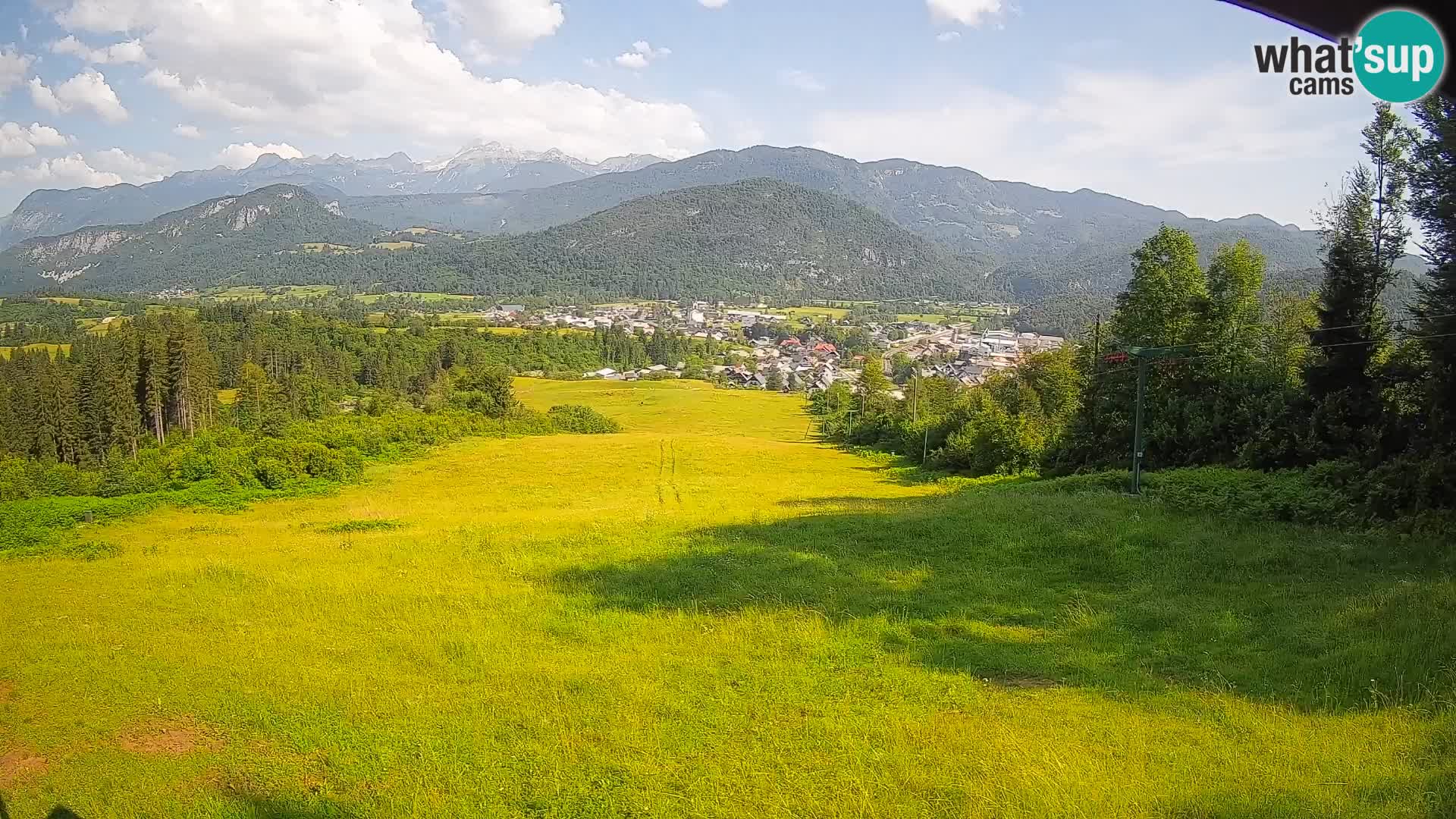 Kamera uživo Bohinjska Bistrica – Pogled u stvarnom vremenu sa skijališta Kozji Hrbet