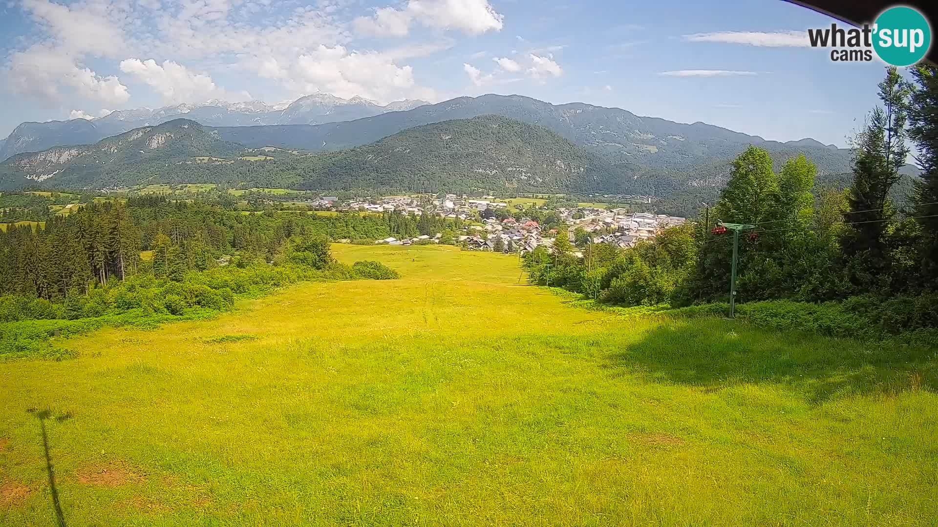 Kamera uživo Bohinjska Bistrica – Pogled u stvarnom vremenu sa skijališta Kozji Hrbet