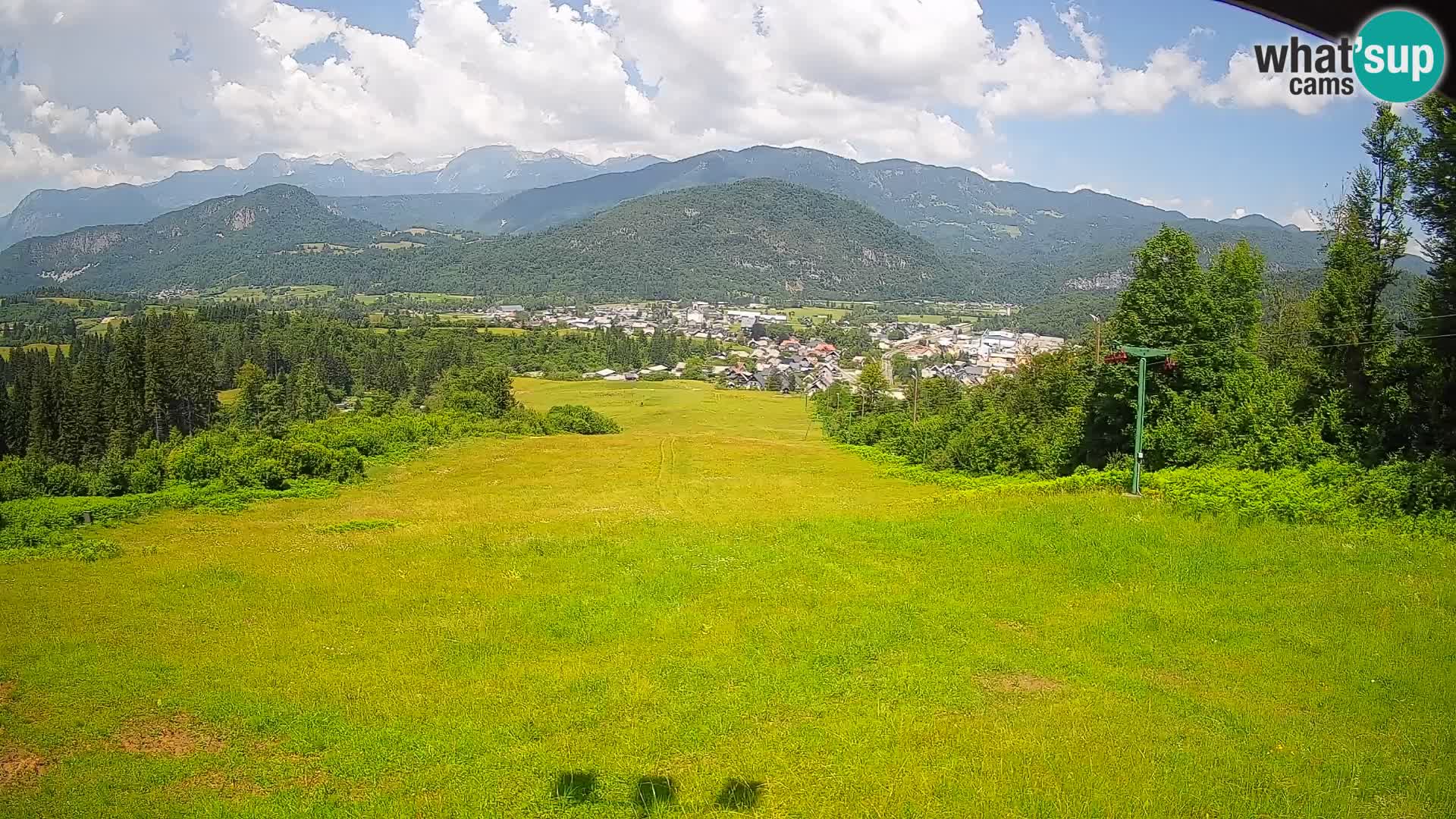 Spletna kamera Bohinjska Bistrica – Pogled v živo s smučišča Kozji Hrbet