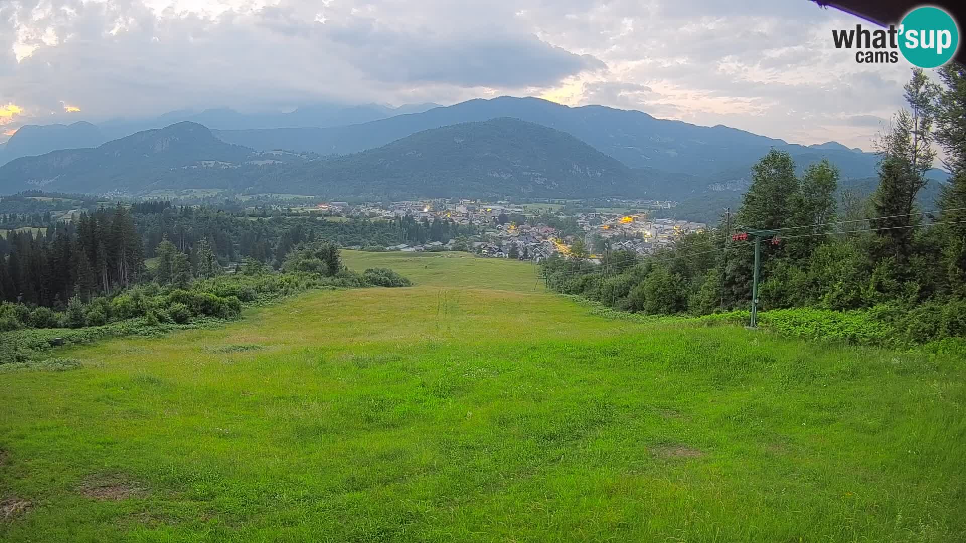 Spletna kamera Bohinjska Bistrica – Pogled v živo s smučišča Kozji Hrbet