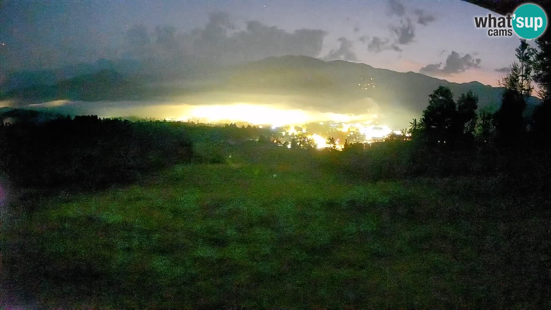 Kamera uživo Bohinjska Bistrica – Pogled u stvarnom vremenu sa skijališta Kozji Hrbet