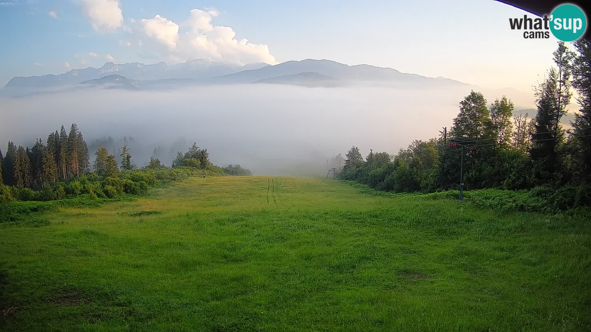 Kamera uživo Bohinjska Bistrica – Pogled u stvarnom vremenu sa skijališta Kozji Hrbet