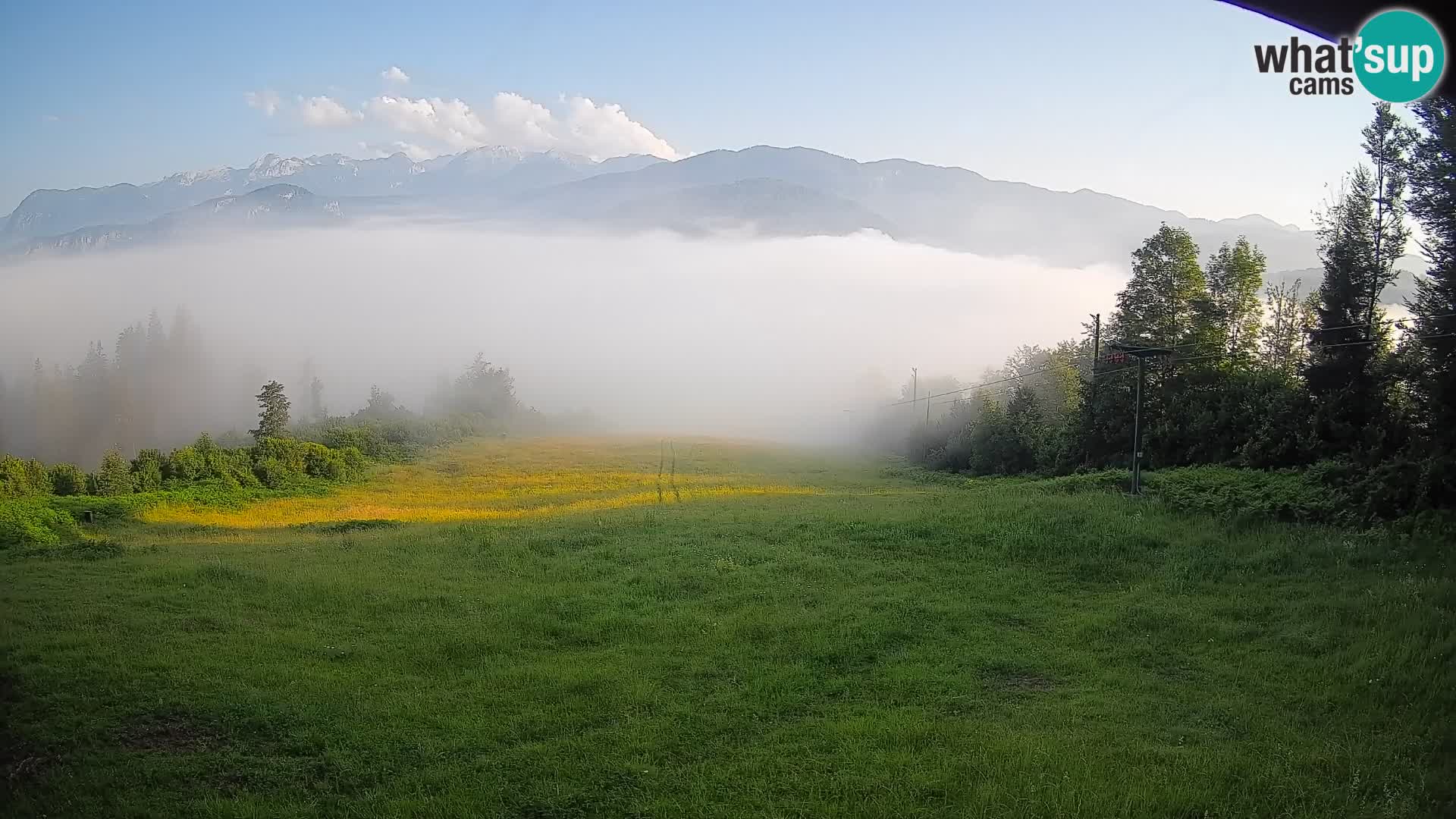 Kamera uživo Bohinjska Bistrica – Pogled u stvarnom vremenu sa skijališta Kozji Hrbet