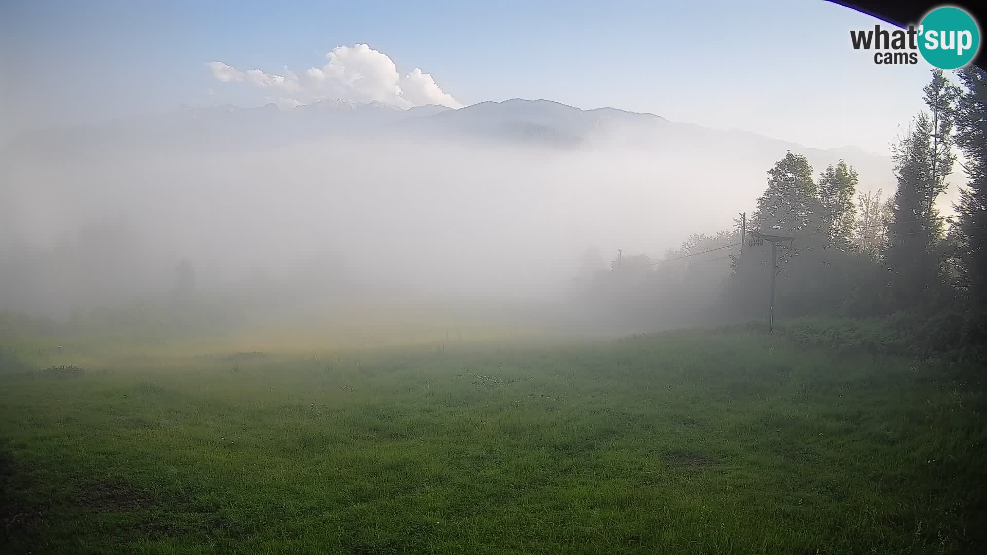Kamera uživo Bohinjska Bistrica – Pogled u stvarnom vremenu sa skijališta Kozji Hrbet