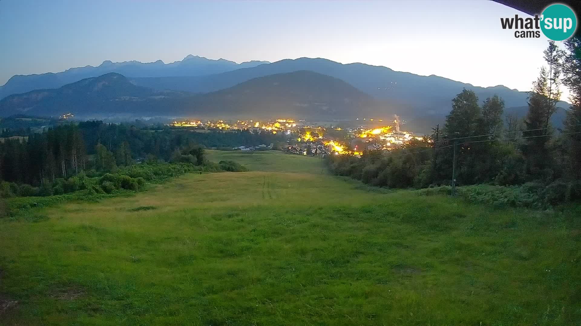 Spletna kamera Bohinjska Bistrica – Pogled v živo s smučišča Kozji Hrbet