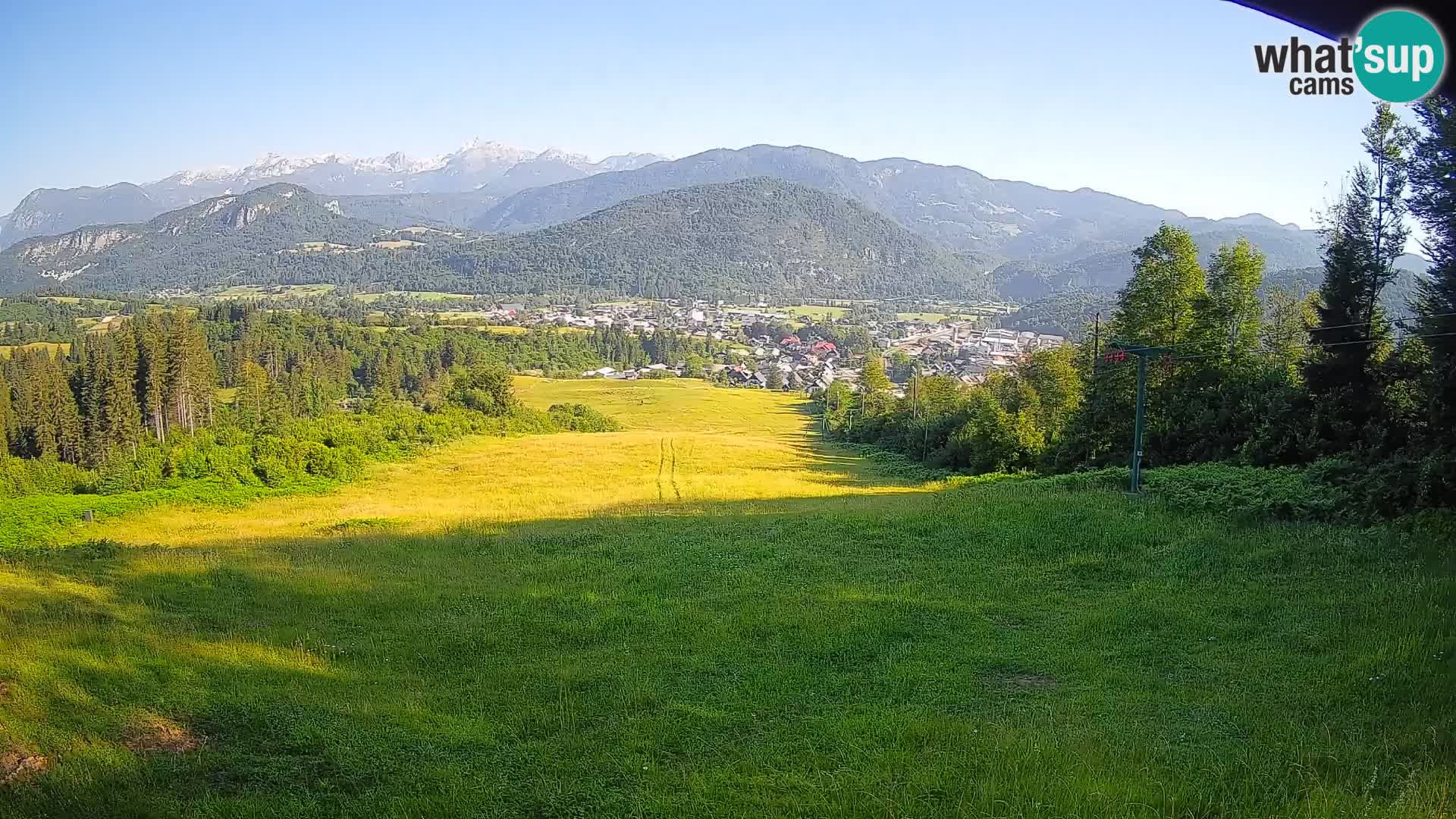Kamera uživo Bohinjska Bistrica – Pogled u stvarnom vremenu sa skijališta Kozji Hrbet