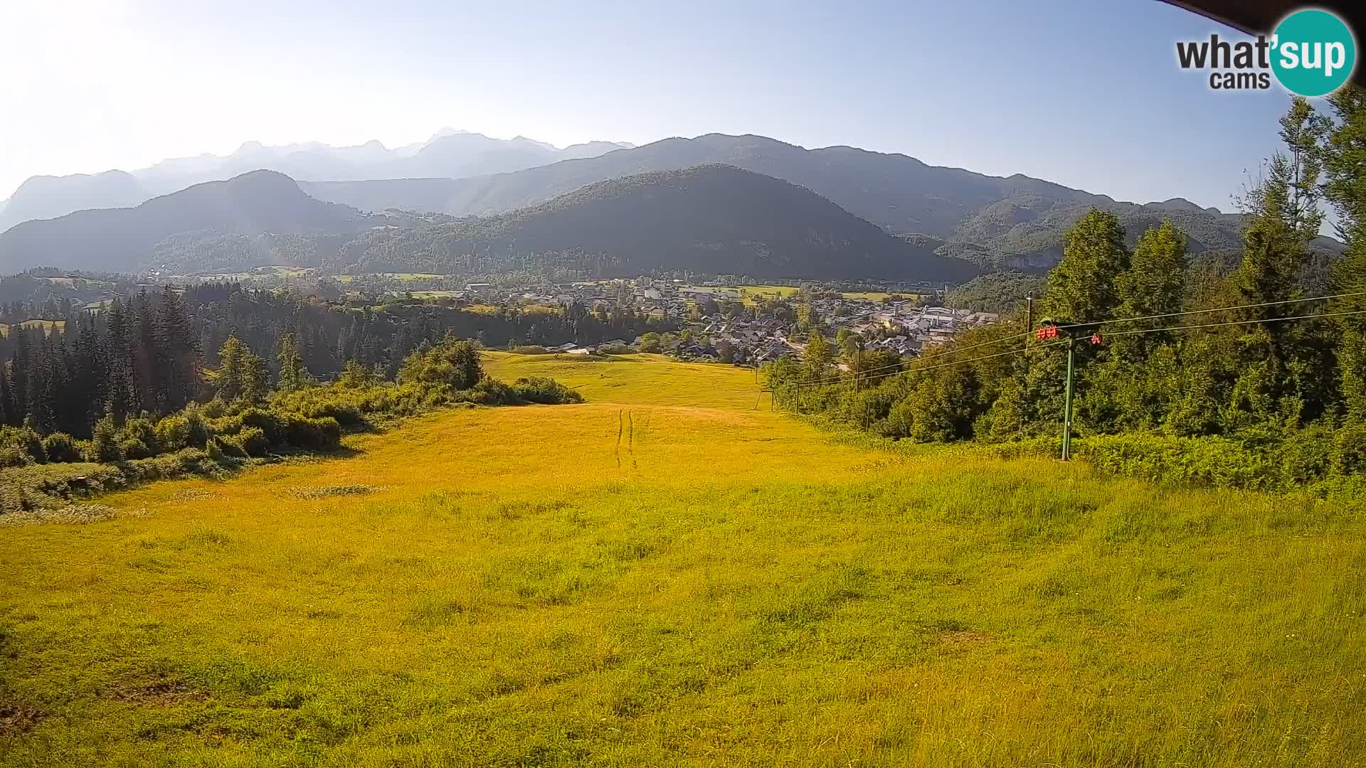 Spletna kamera Bohinjska Bistrica – Pogled v živo s smučišča Kozji Hrbet
