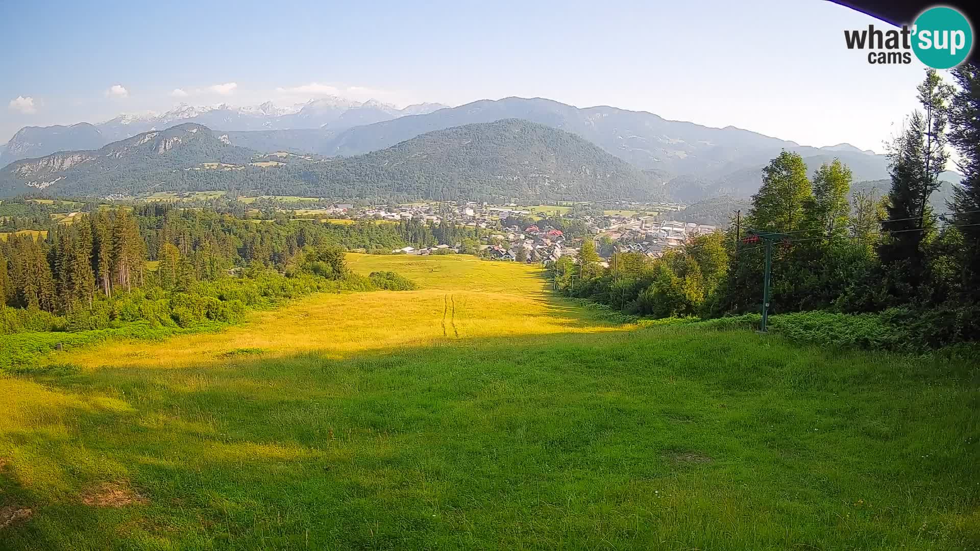 Kamera uživo Bohinjska Bistrica – Pogled u stvarnom vremenu sa skijališta Kozji Hrbet