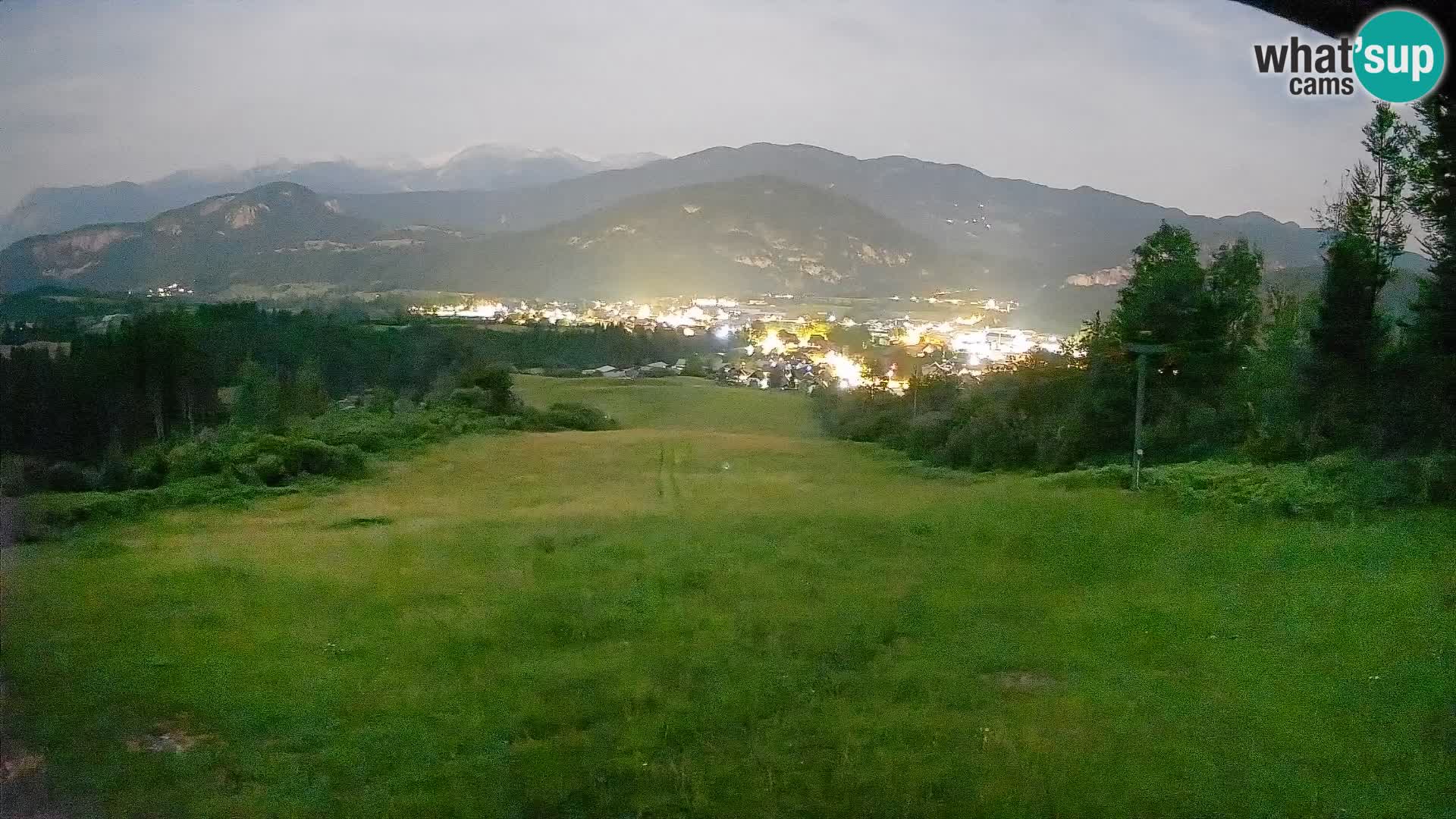 Kamera uživo Bohinjska Bistrica – Pogled u stvarnom vremenu sa skijališta Kozji Hrbet