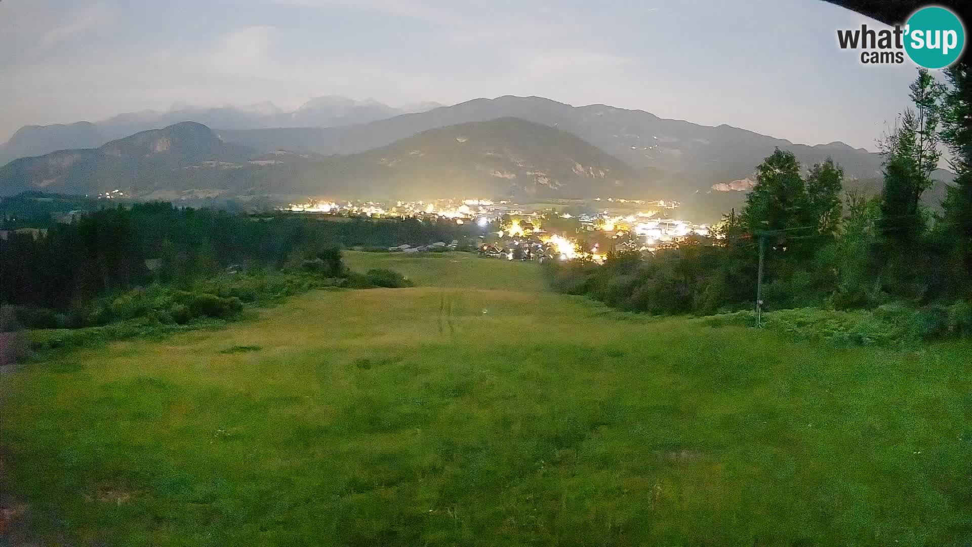 Kamera uživo Bohinjska Bistrica – Pogled u stvarnom vremenu sa skijališta Kozji Hrbet