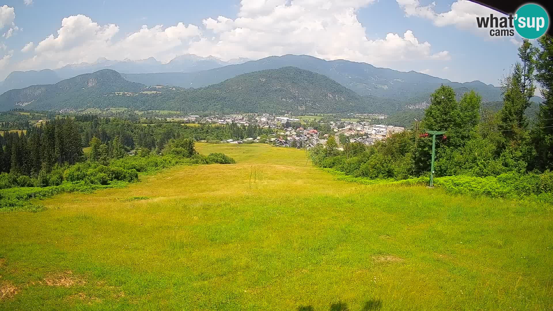 Spletna kamera Bohinjska Bistrica – Pogled v živo s smučišča Kozji Hrbet