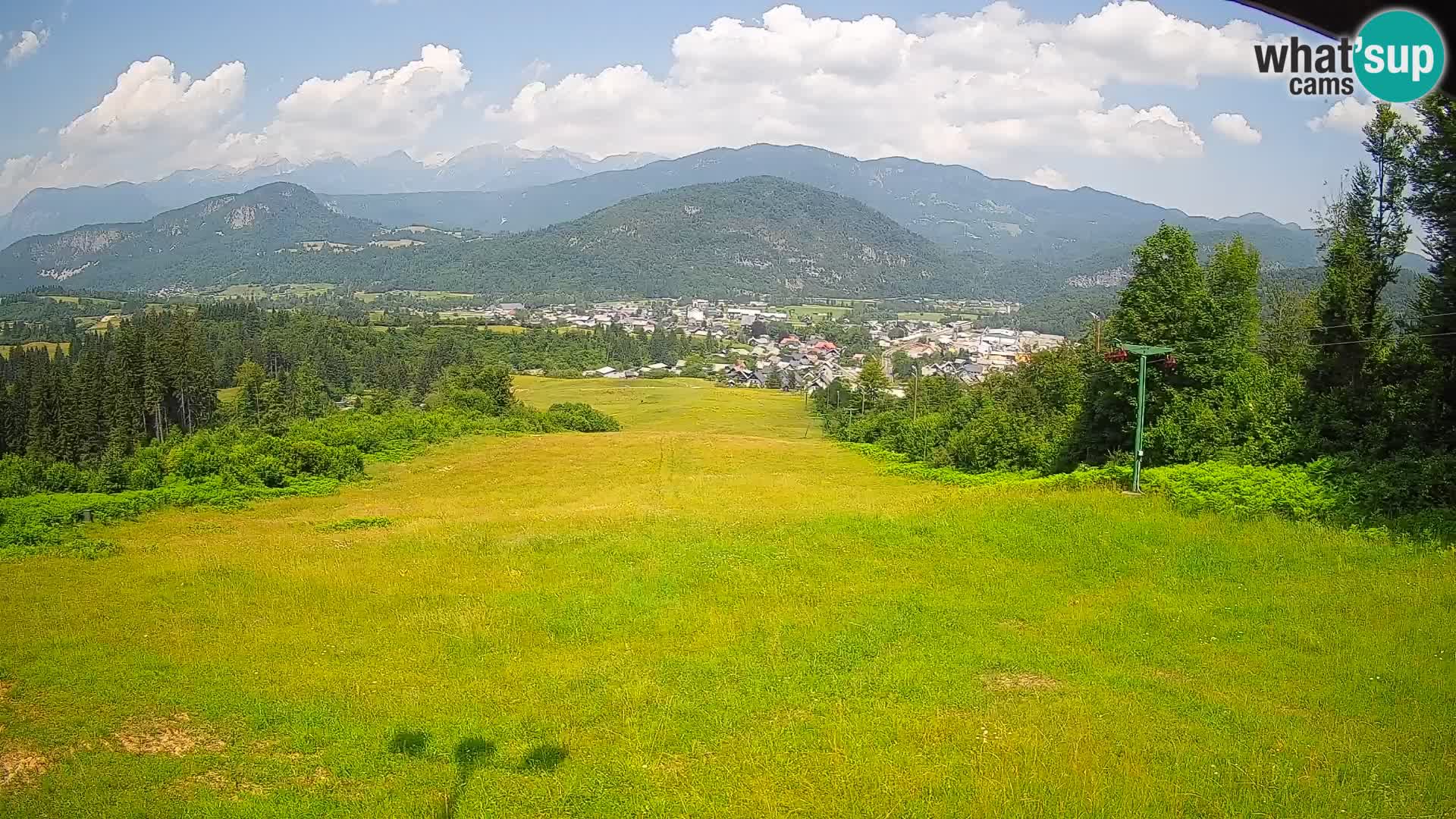 Kamera uživo Bohinjska Bistrica – Pogled u stvarnom vremenu sa skijališta Kozji Hrbet