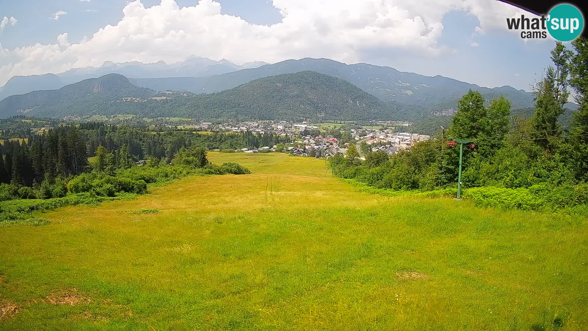 Kamera uživo Bohinjska Bistrica – Pogled u stvarnom vremenu sa skijališta Kozji Hrbet
