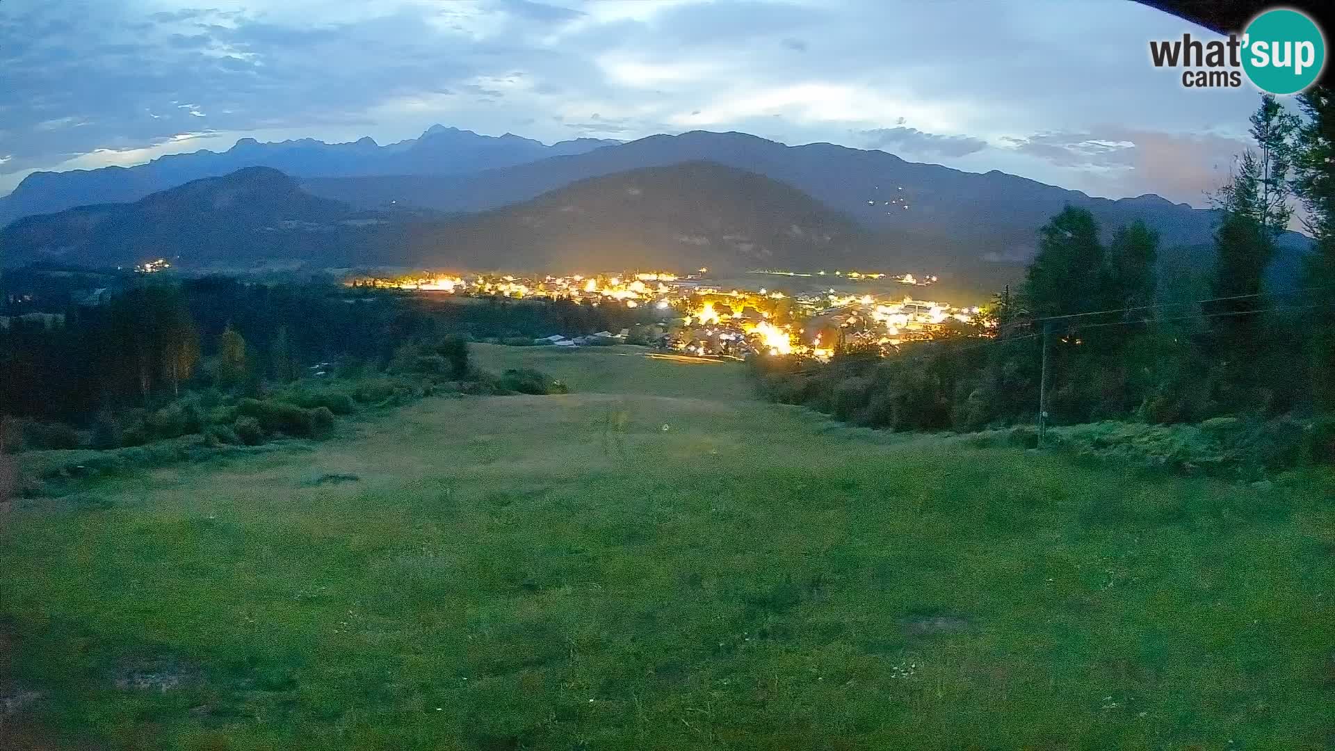 Kamera uživo Bohinjska Bistrica – Pogled u stvarnom vremenu sa skijališta Kozji Hrbet