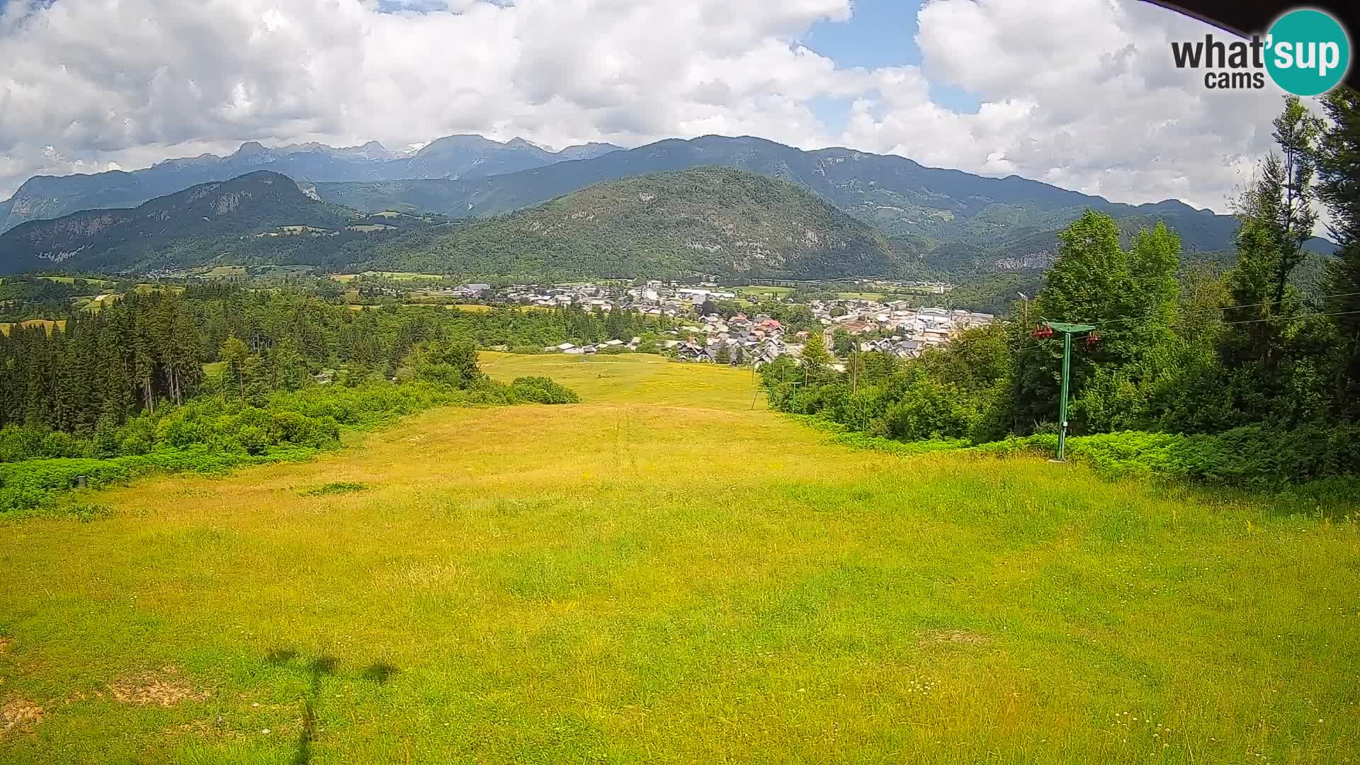 Kamera uživo Bohinjska Bistrica – Pogled u stvarnom vremenu sa skijališta Kozji Hrbet