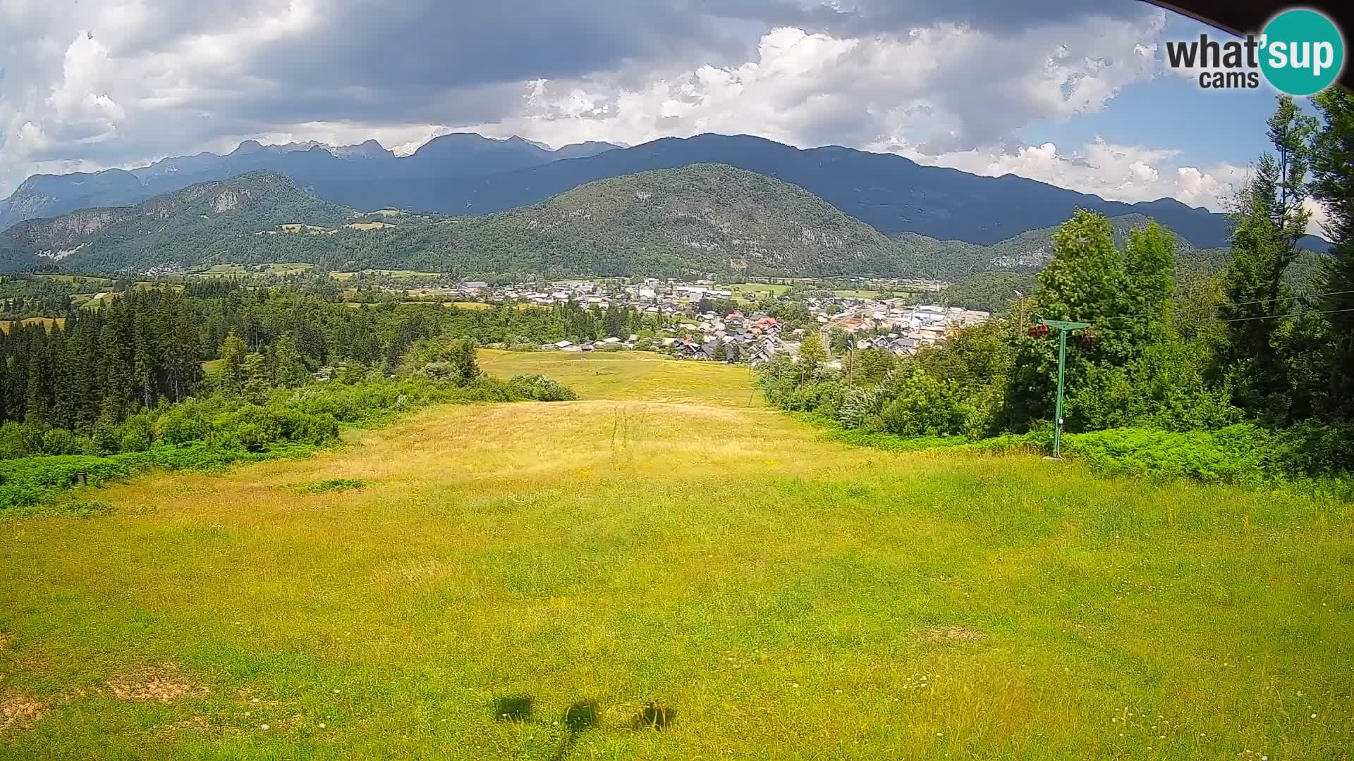 Kamera uživo Bohinjska Bistrica – Pogled u stvarnom vremenu sa skijališta Kozji Hrbet