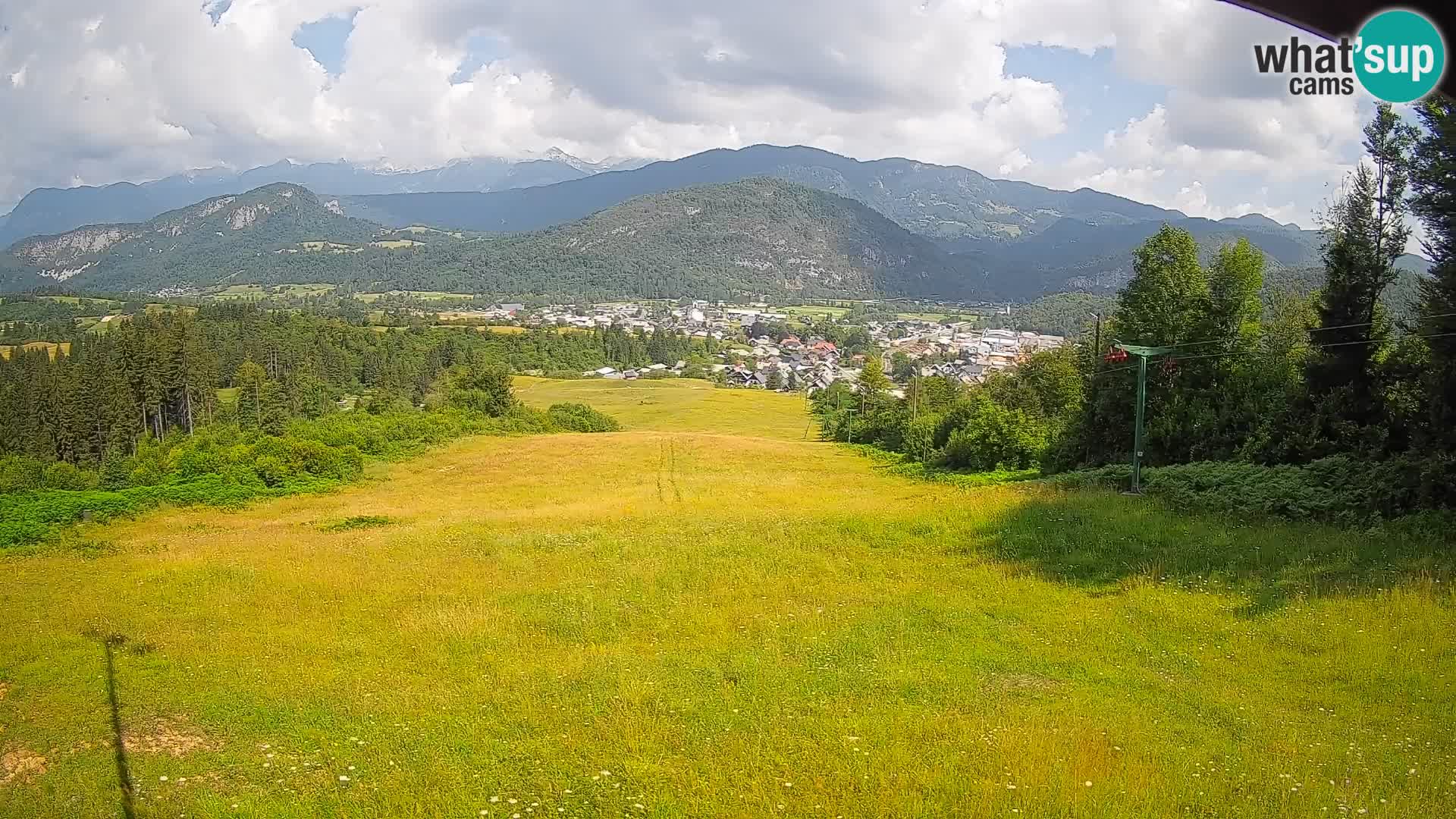 Kamera uživo Bohinjska Bistrica – Pogled u stvarnom vremenu sa skijališta Kozji Hrbet