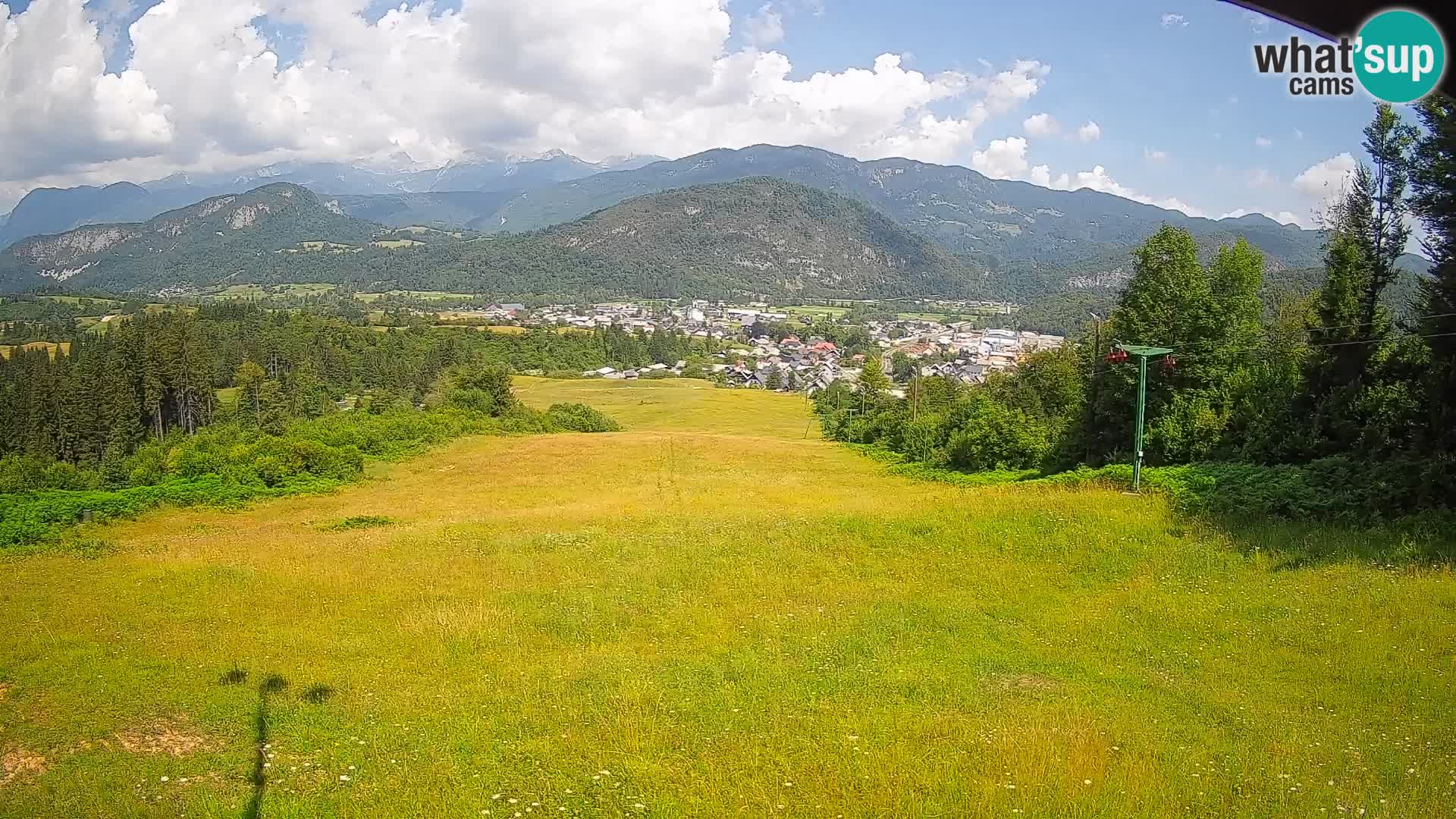 Kamera uživo Bohinjska Bistrica – Pogled u stvarnom vremenu sa skijališta Kozji Hrbet