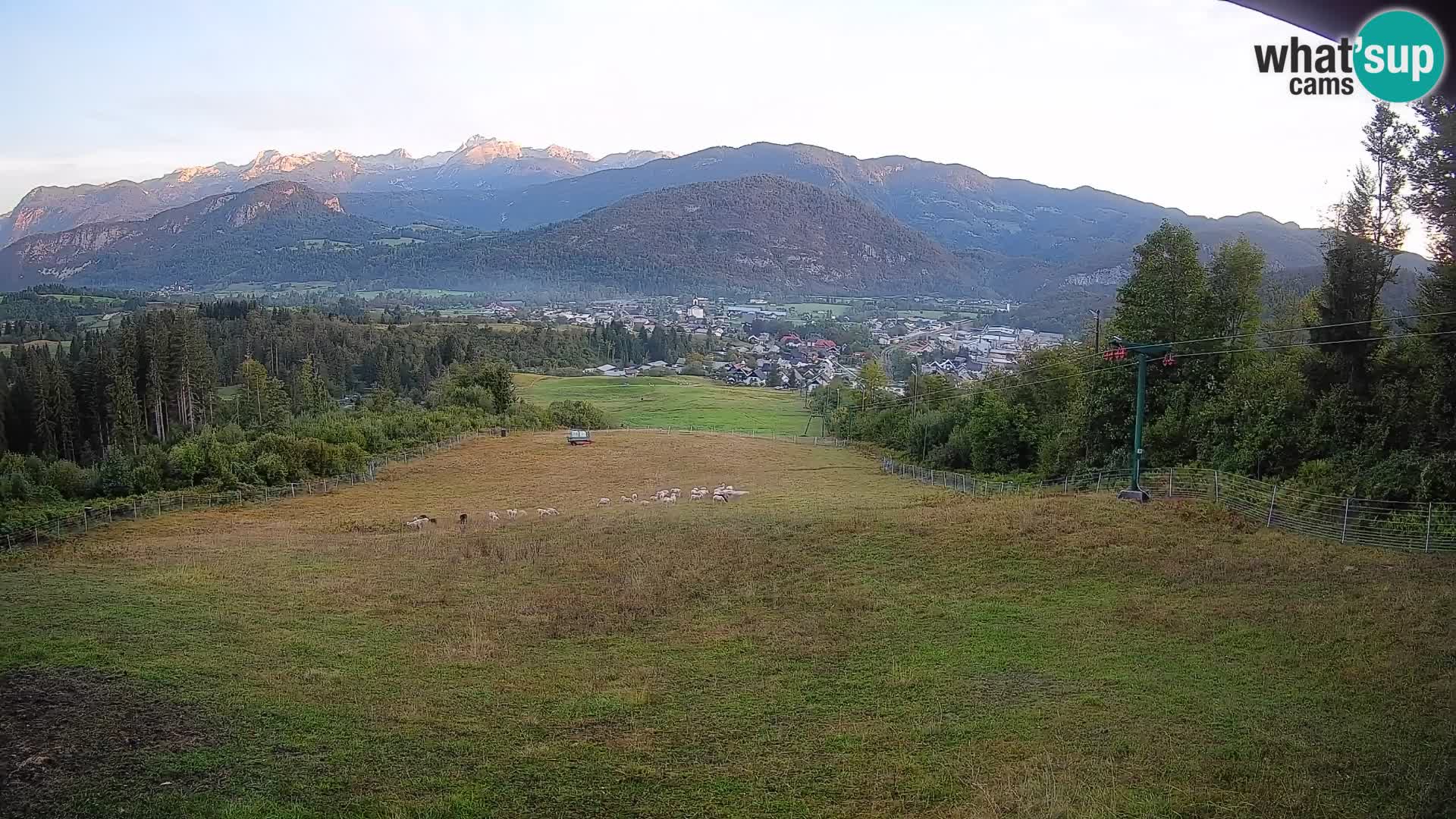 Kamera uživo Bohinjska Bistrica – Pogled u stvarnom vremenu sa skijališta Kozji Hrbet
