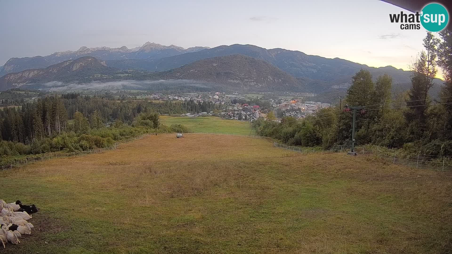 Spletna kamera Bohinjska Bistrica – Pogled v živo s smučišča Kozji Hrbet