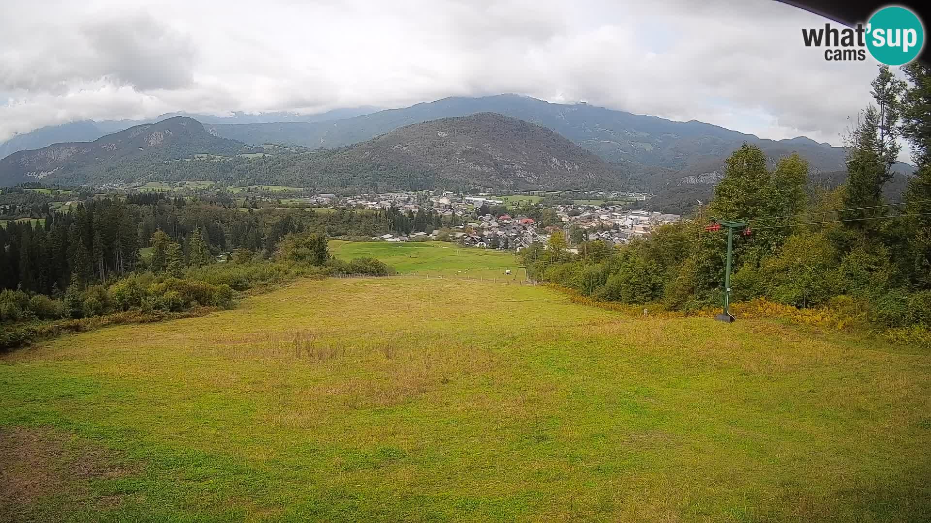 Kamera uživo Bohinjska Bistrica – Pogled u stvarnom vremenu sa skijališta Kozji Hrbet