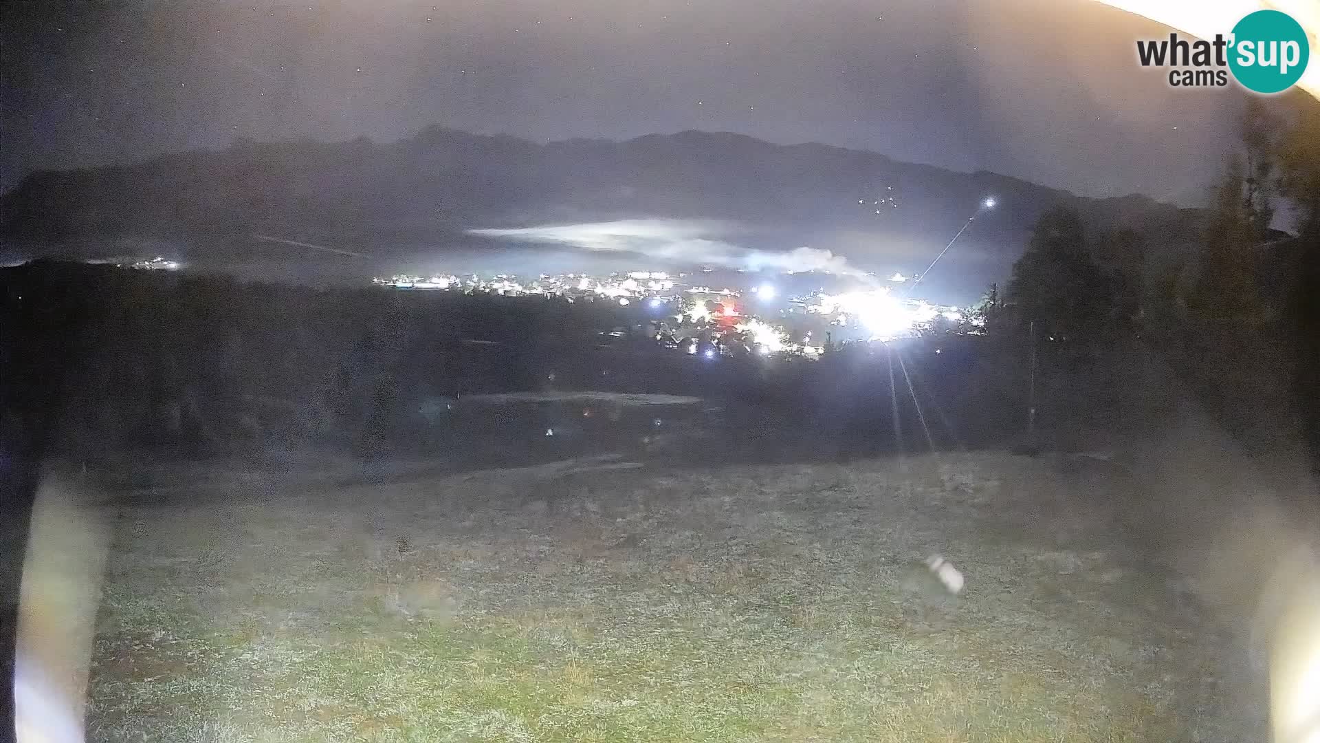 Kamera uživo Bohinjska Bistrica – Pogled u stvarnom vremenu sa skijališta Kozji Hrbet