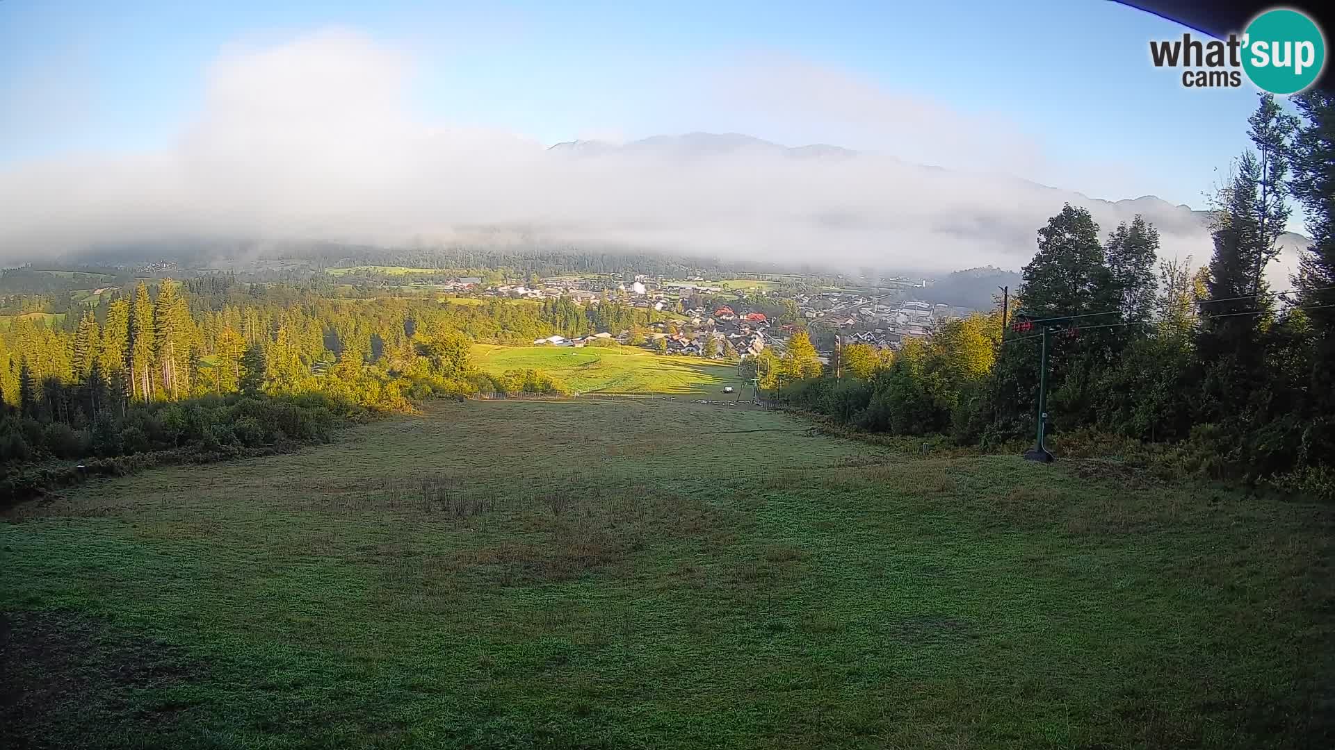 Kamera uživo Bohinjska Bistrica – Pogled u stvarnom vremenu sa skijališta Kozji Hrbet