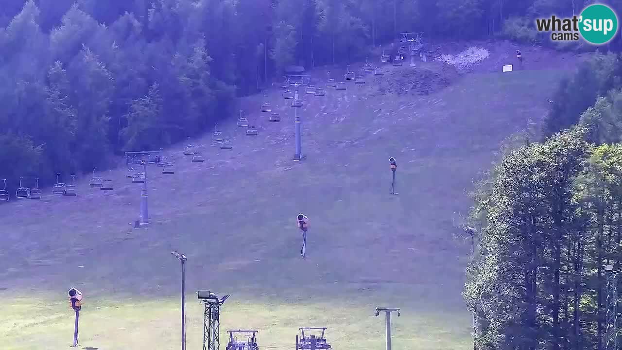 Web kamera Kranjska Gora Skijalište | Proge Mojca in Kekec