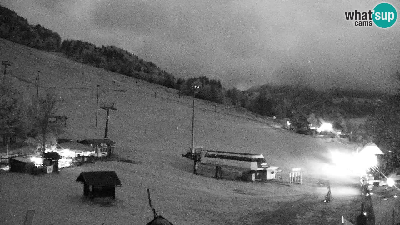 Web kamera Kranjska Gora Skijalište | Proge Mojca in Kekec