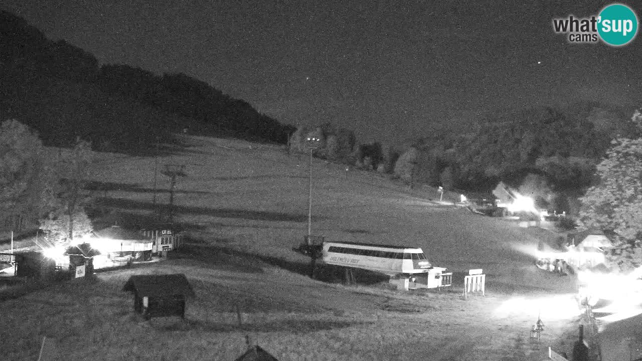 Web kamera Kranjska Gora Skijalište | Proge Mojca in Kekec