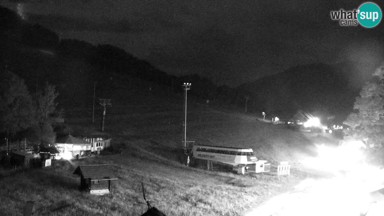 Web kamera Kranjska Gora Skijalište | Proge Mojca in Kekec