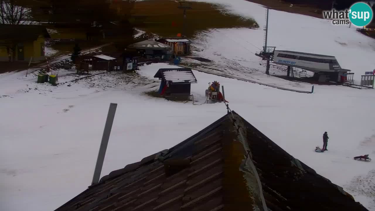 Web kamera Kranjska Gora Skijalište | Proge Mojca in Kekec