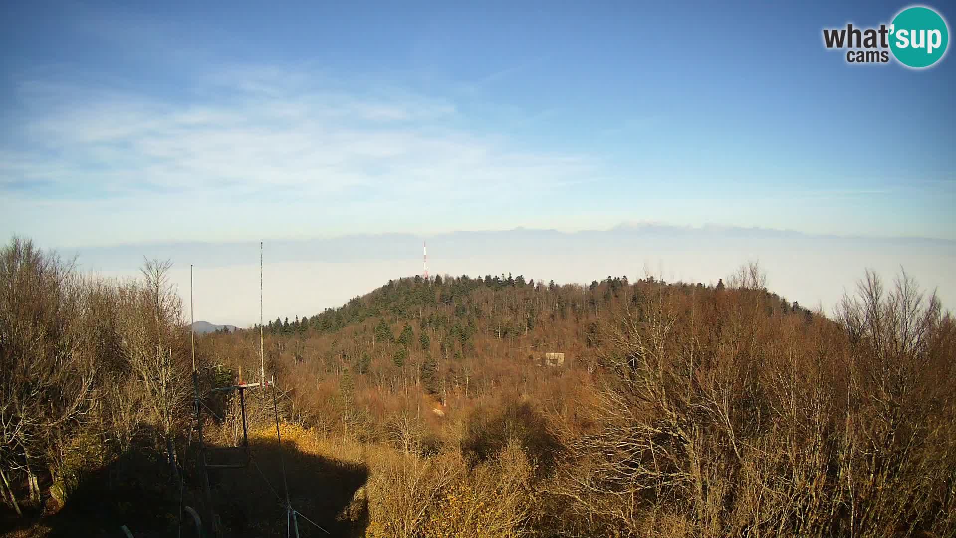 Krim Web cam Berghütte | Blick auf Ljubljana – Slowenien