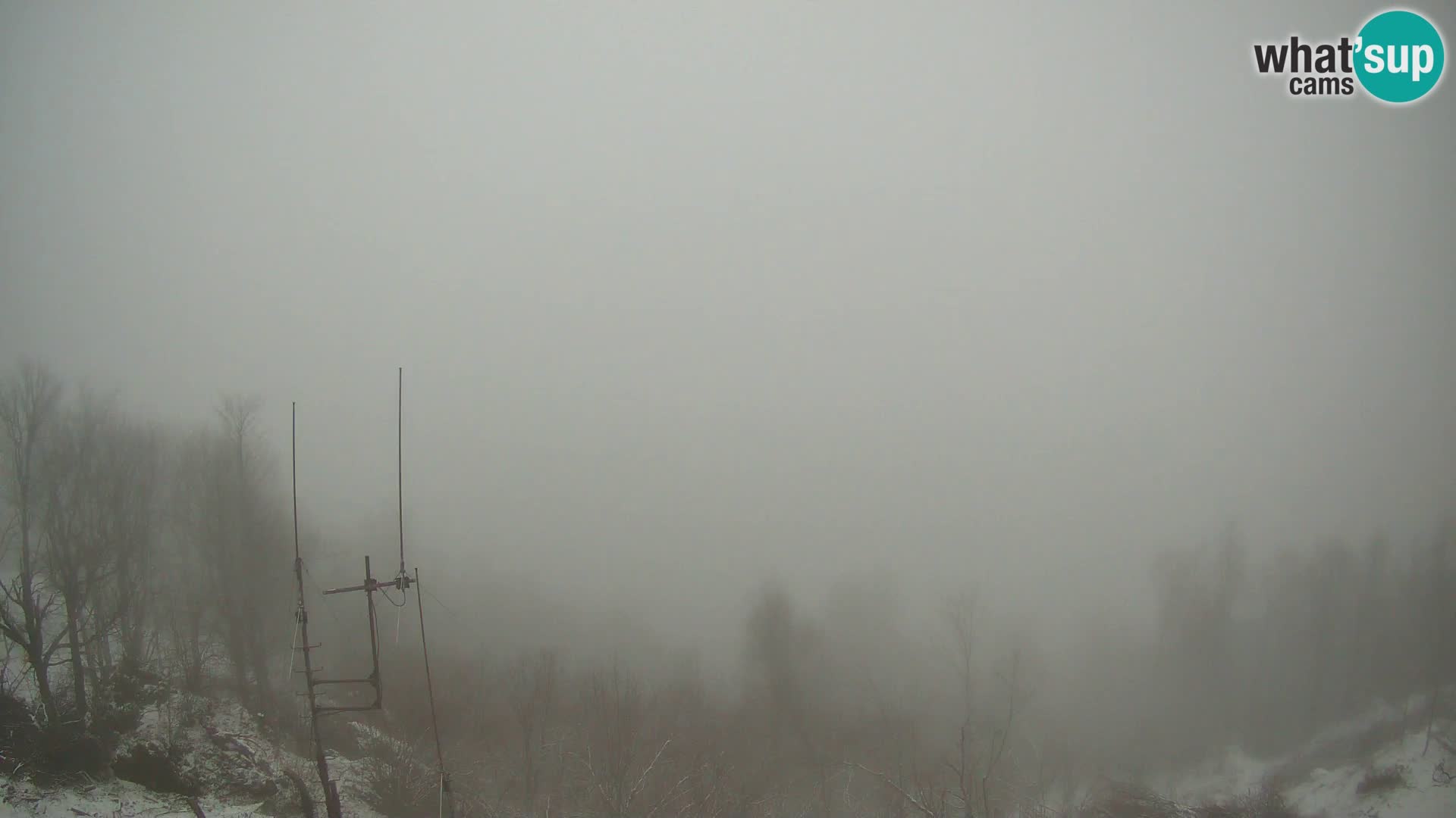 Krim Web cam Berghütte | Blick auf Ljubljana – Slowenien