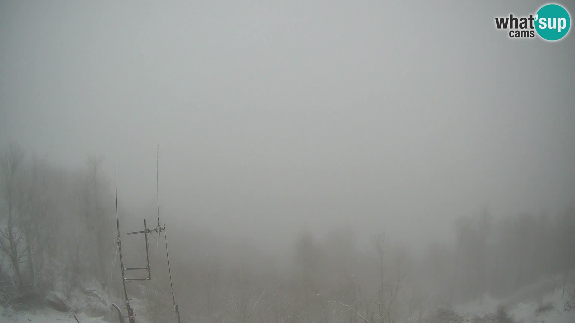 Krim Web cam Berghütte | Blick auf Ljubljana – Slowenien