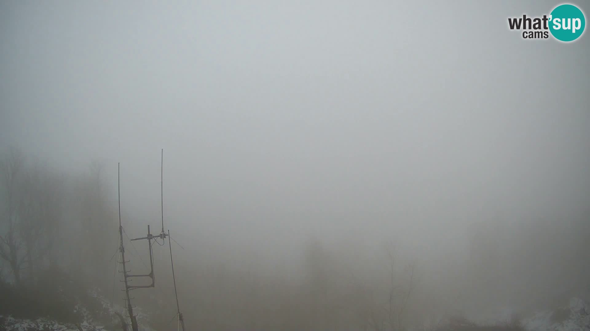 Krim Web cam Berghütte | Blick auf Ljubljana – Slowenien