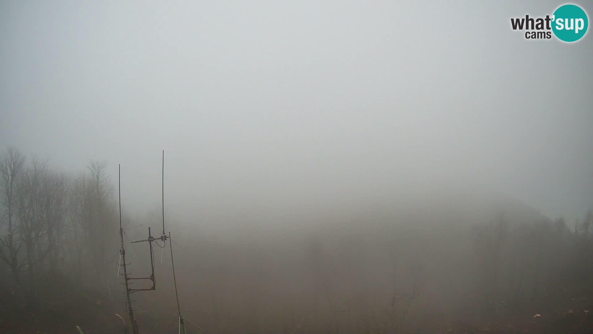 Krim Web cam Berghütte | Blick auf Ljubljana – Slowenien