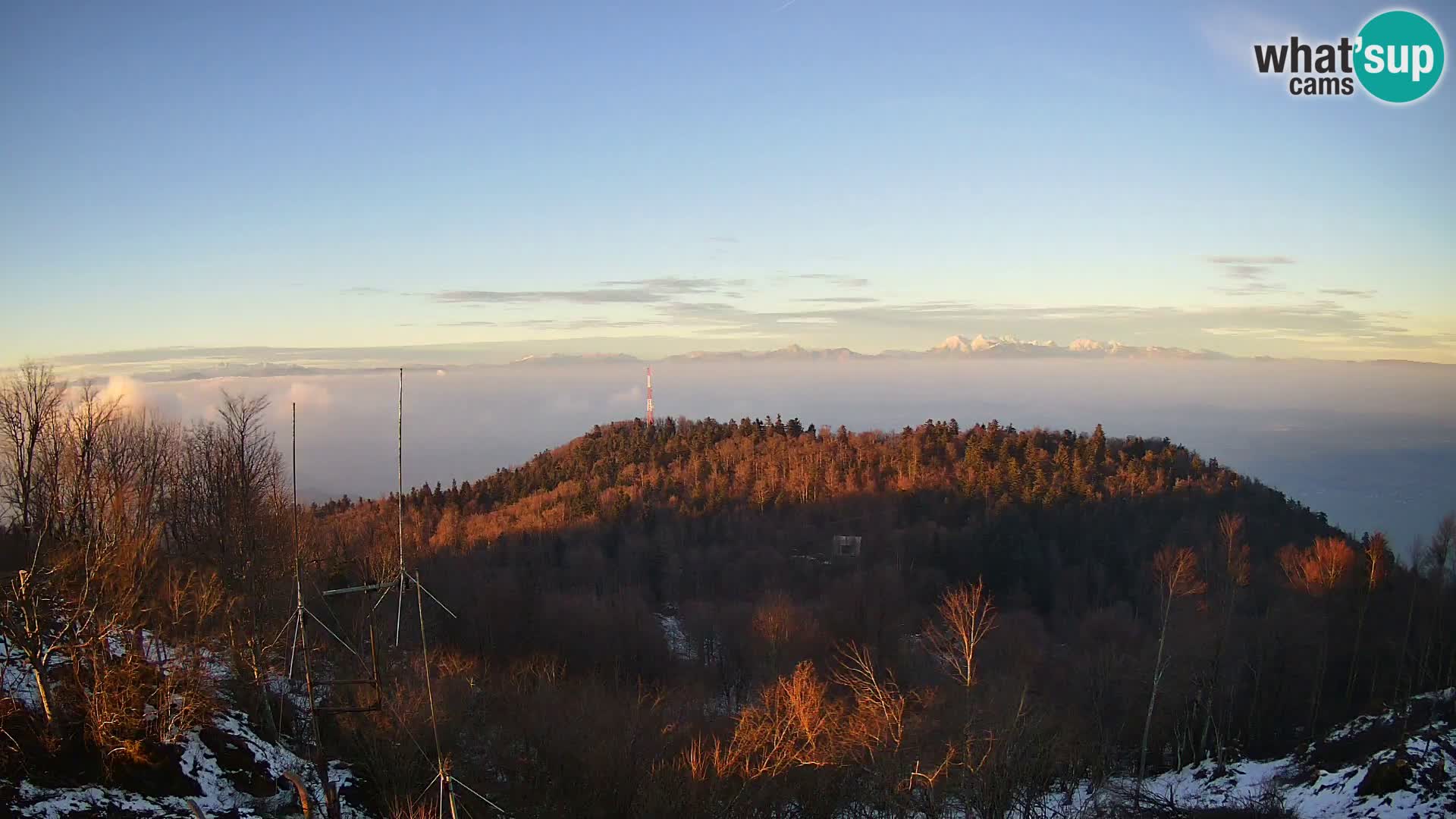 Krim Web cam Berghütte | Blick auf Ljubljana – Slowenien