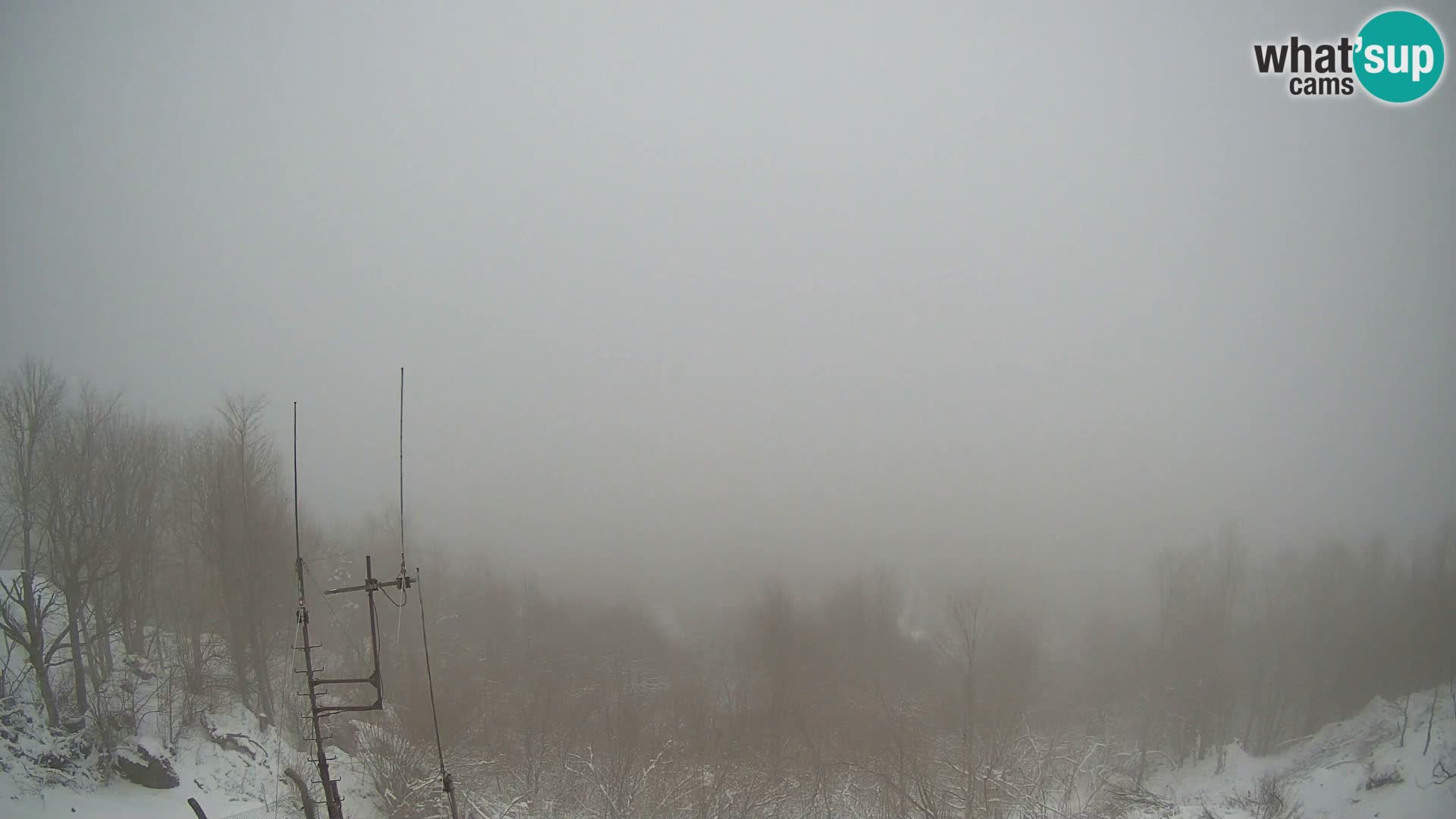 Krim Web cam Berghütte | Blick auf Ljubljana – Slowenien