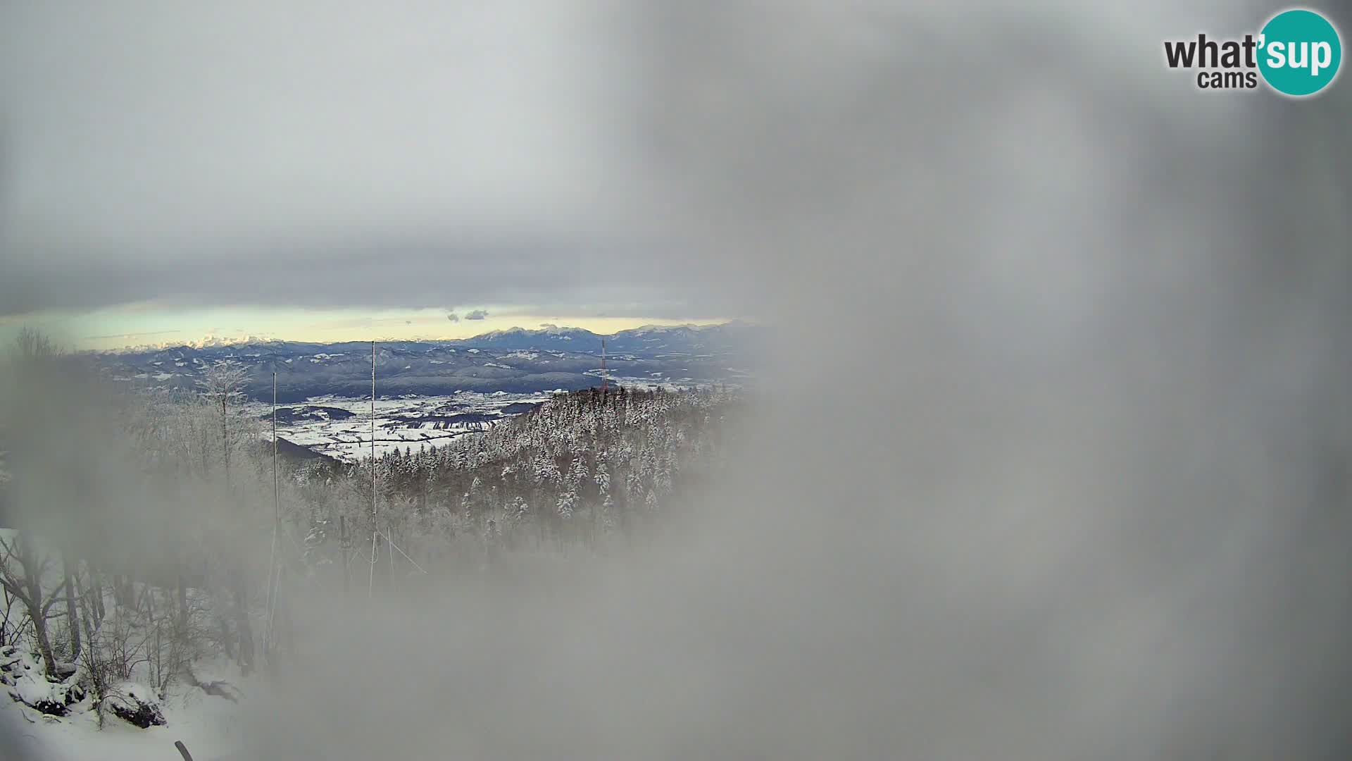 Krim camera refugio de montaña | Vistas a Ljubljana – Eslovenia