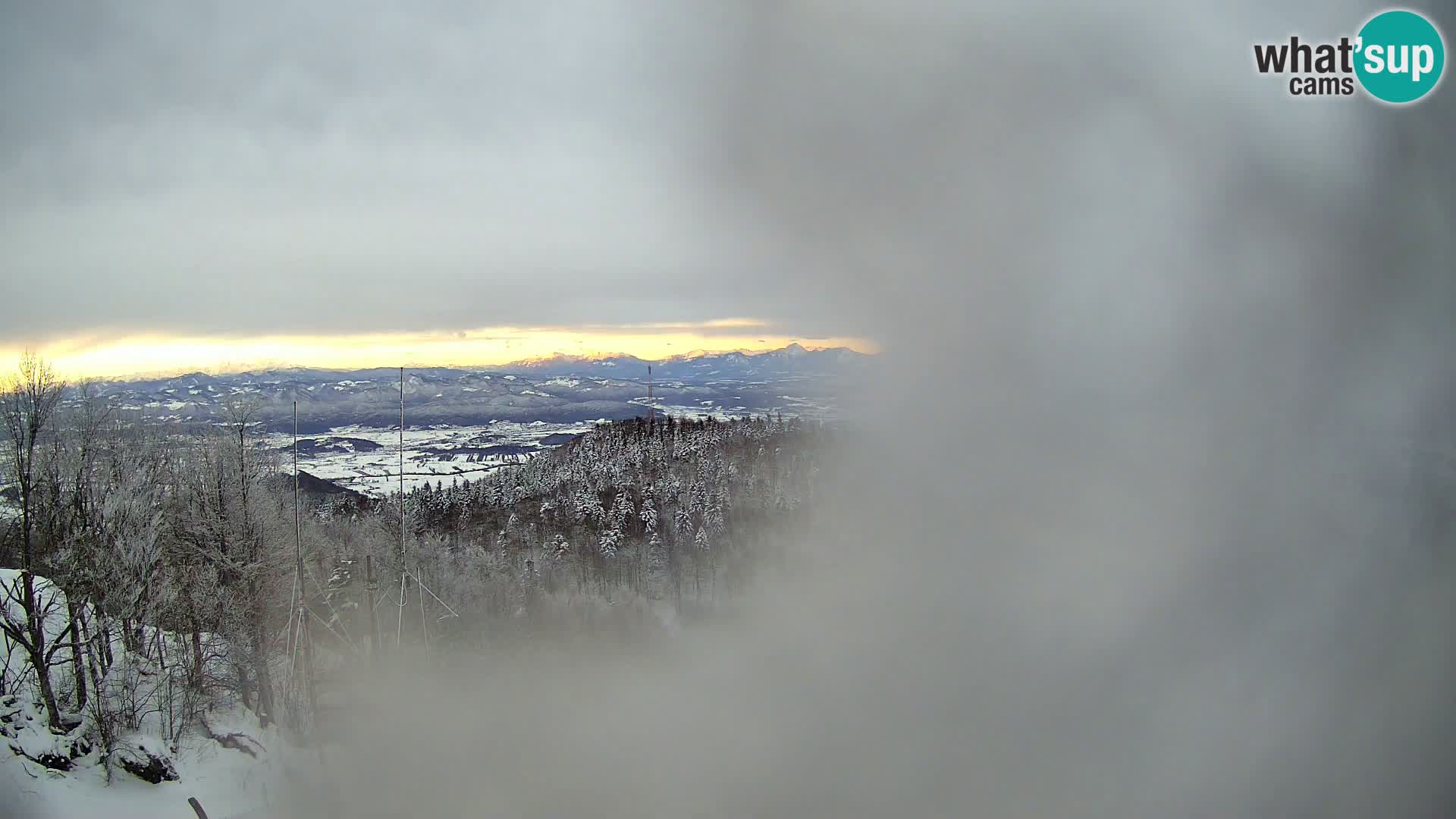 Krim camera refugio de montaña | Vistas a Ljubljana – Eslovenia