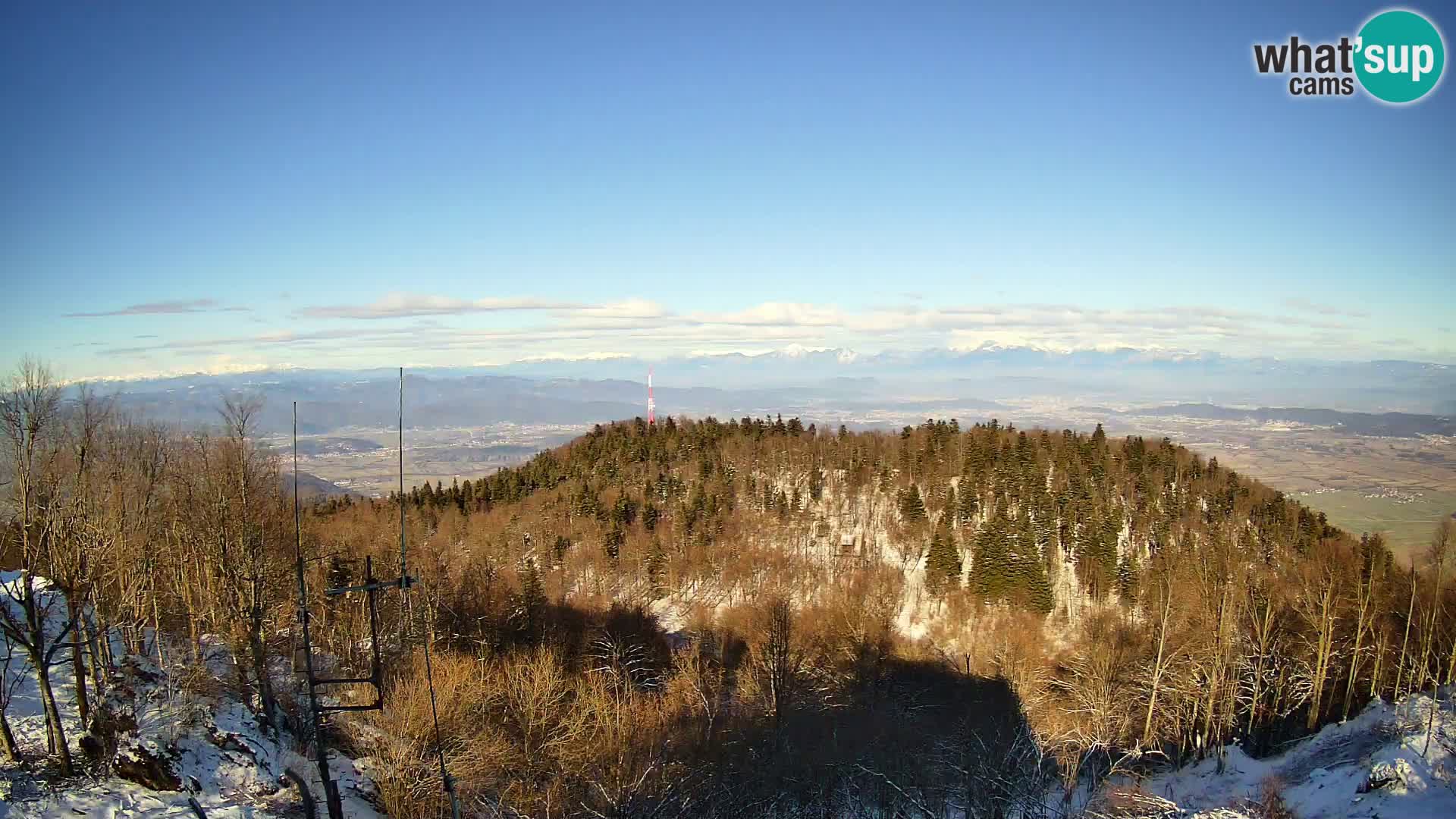 Krim Web cam Berghütte | Blick auf Ljubljana – Slowenien