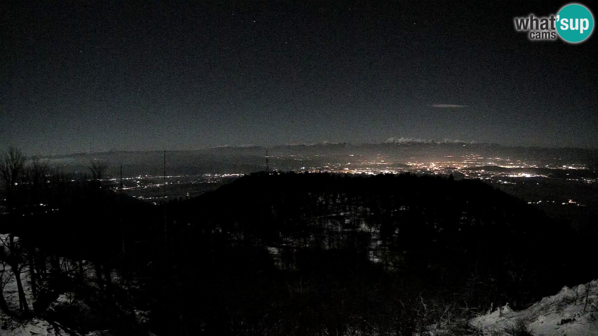 Krim Web cam Berghütte | Blick auf Ljubljana – Slowenien